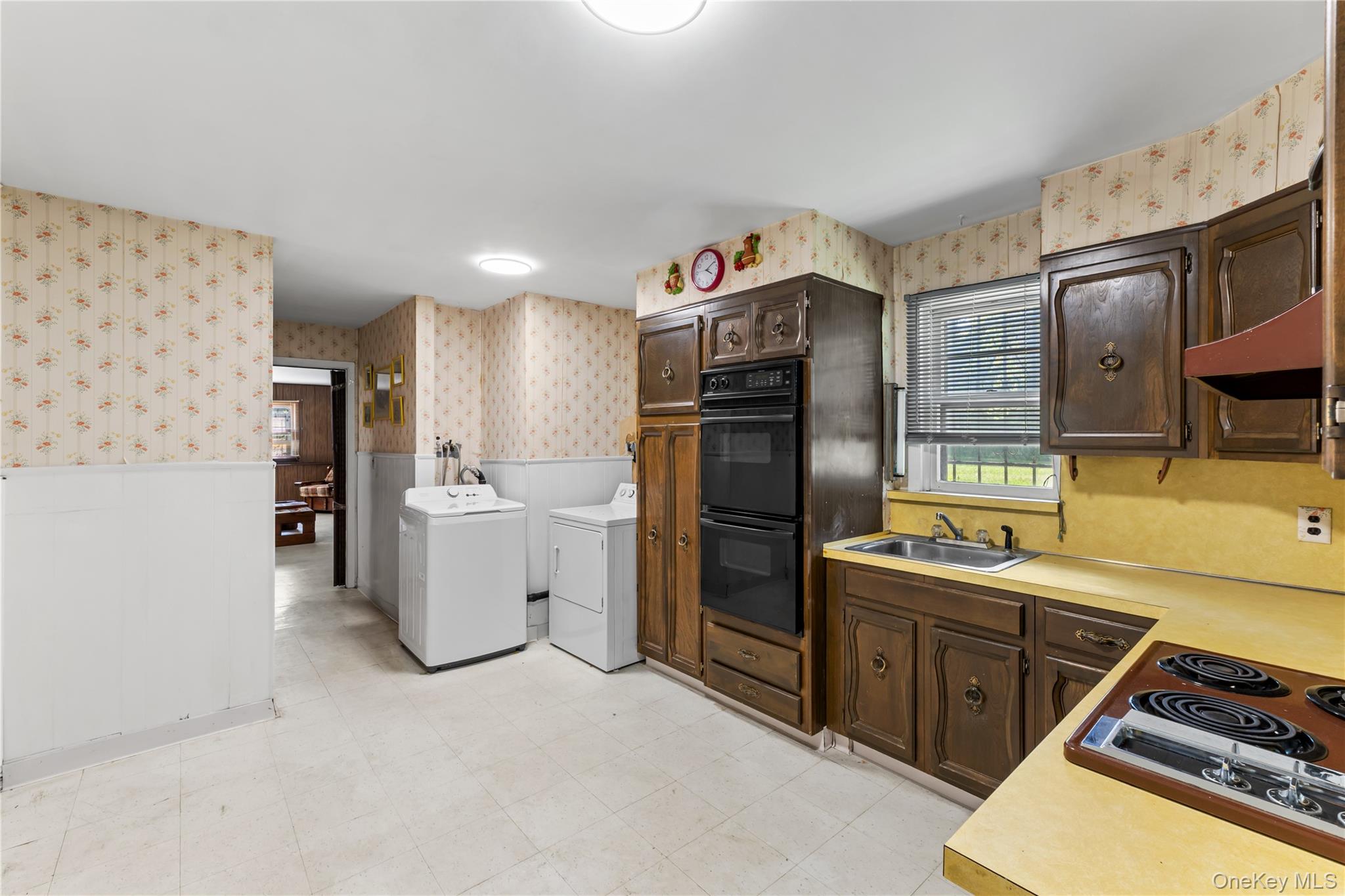 7 Roxbury Court – For Sale photo 20