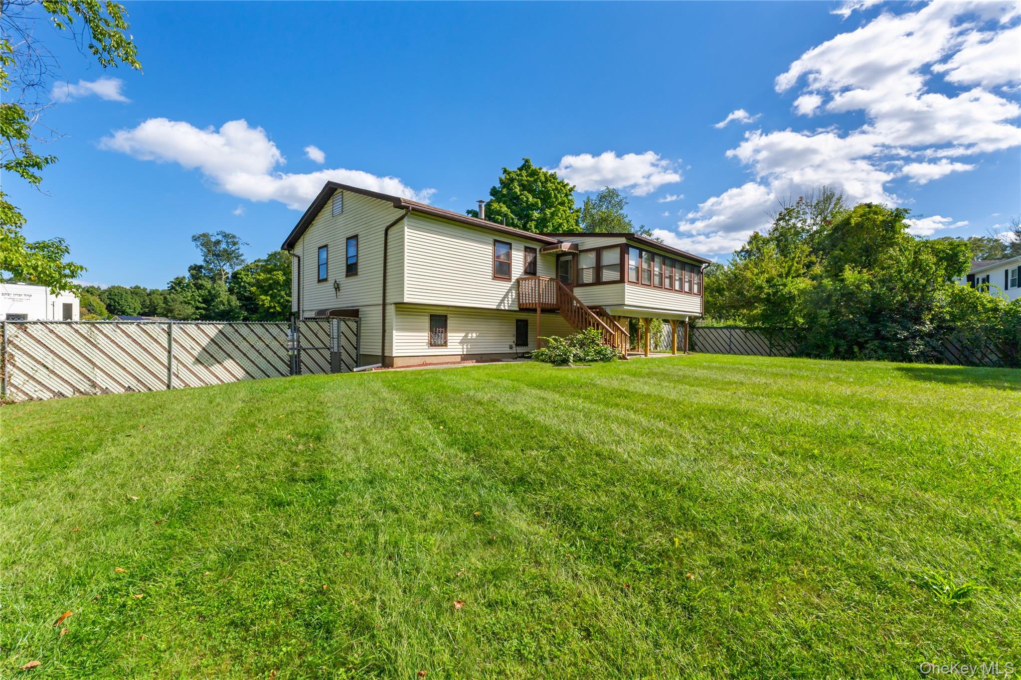 7 Roxbury Court – For Sale photo 22