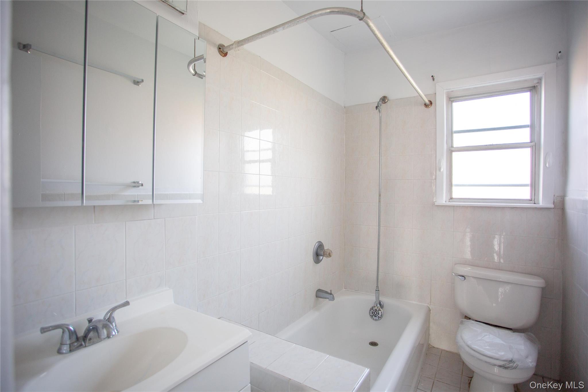 345 Shore Road, Unit 1B photo 8