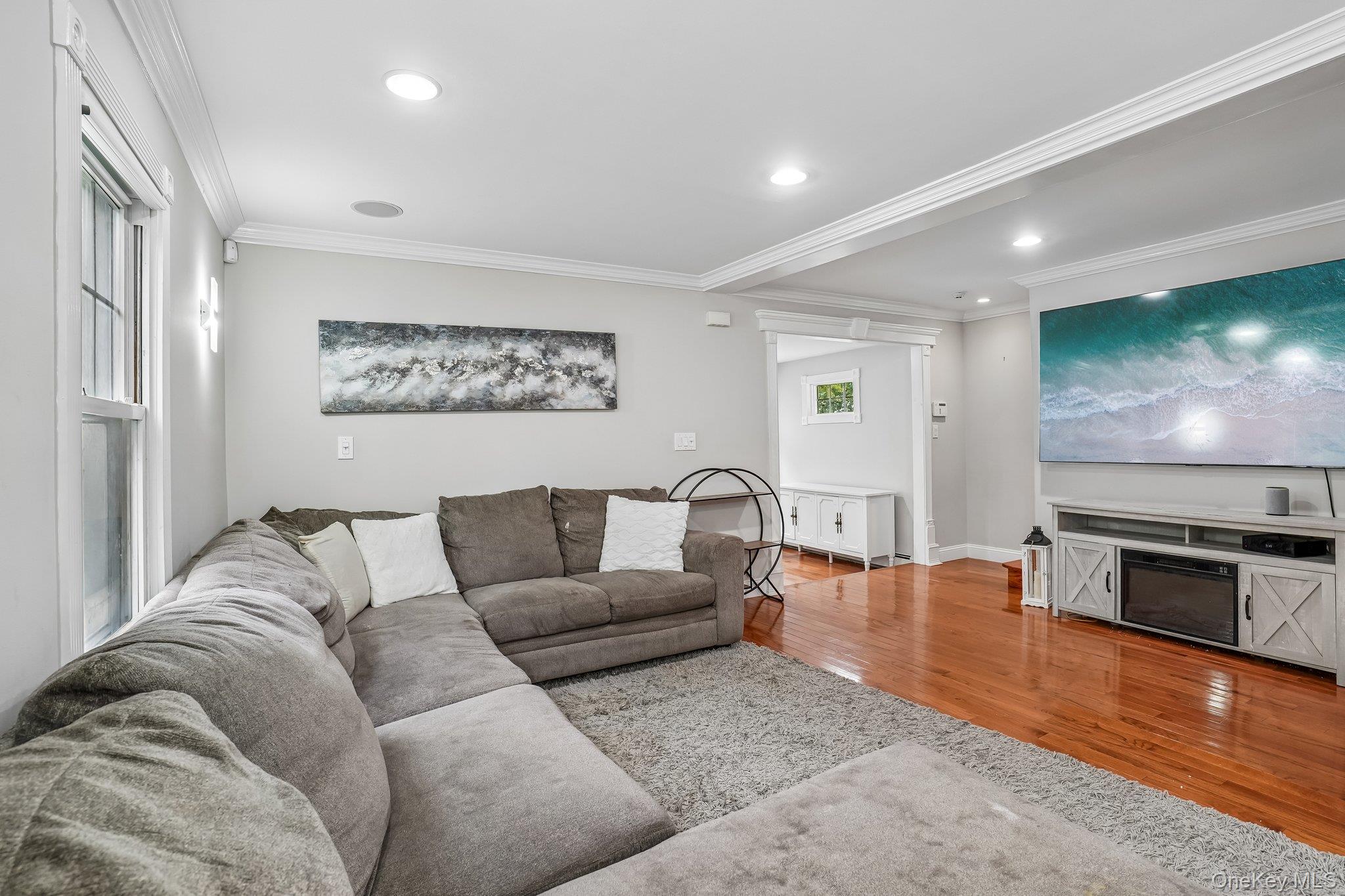 181 S Conger Avenue – For Sale photo 8