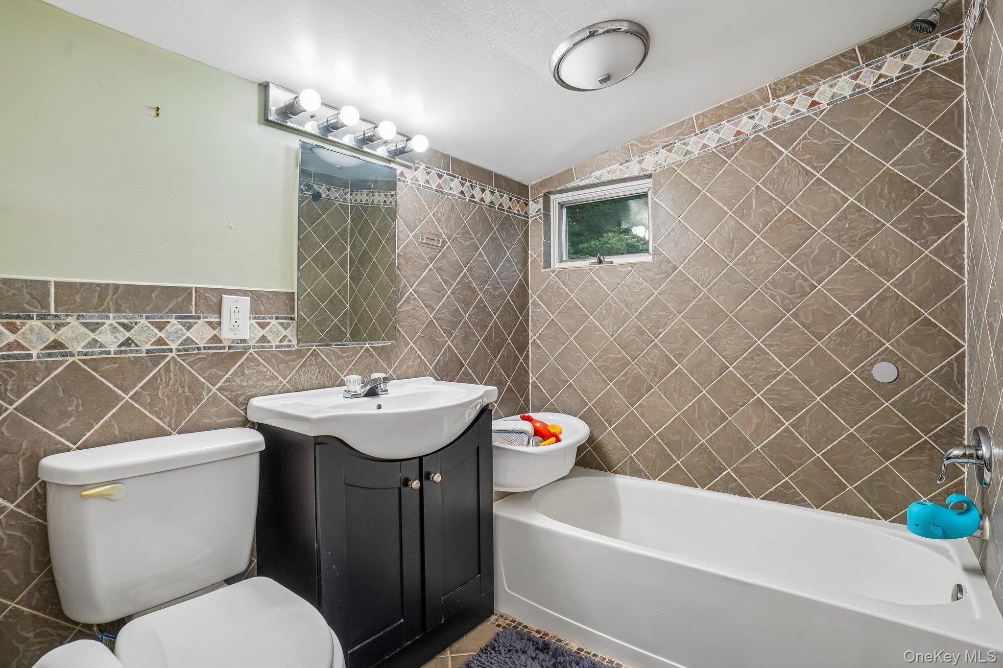 181 S Conger Avenue – For Sale photo 21