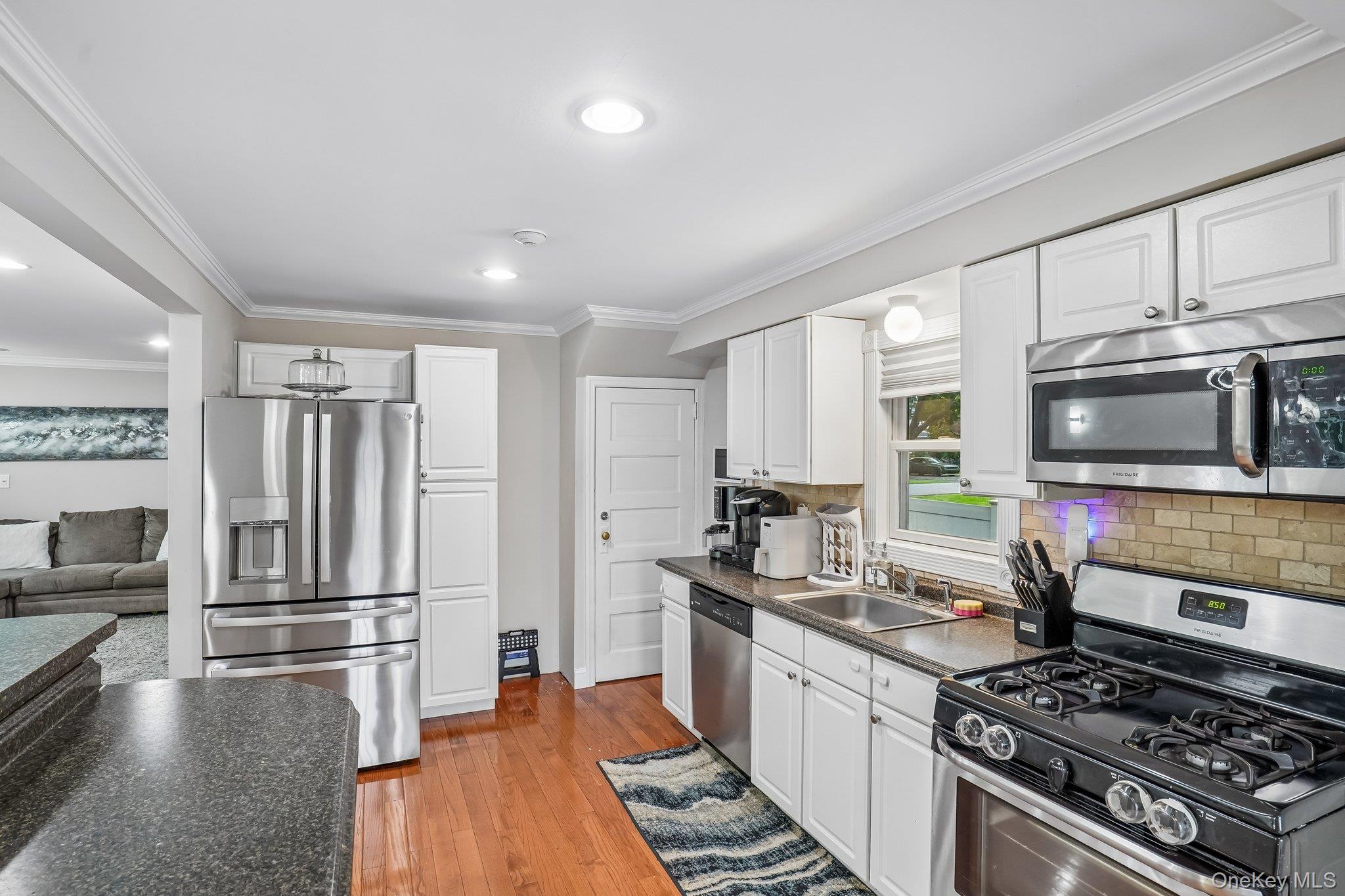 181 S Conger Avenue – For Sale photo 12