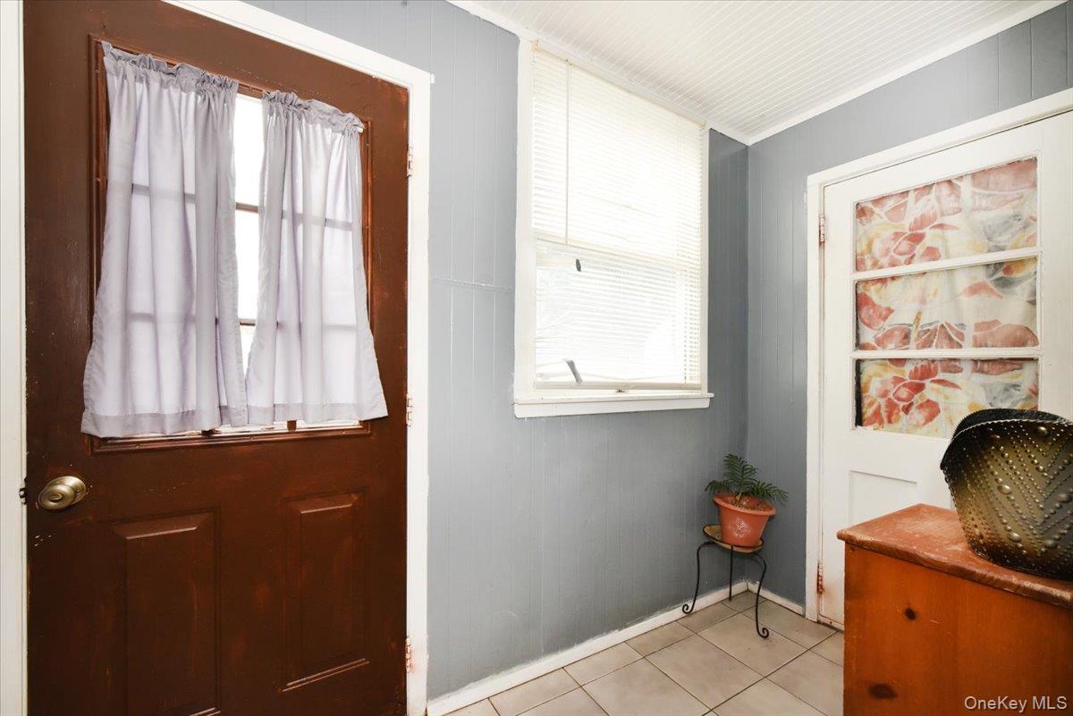 403 Oak Street – For Sale photo 19