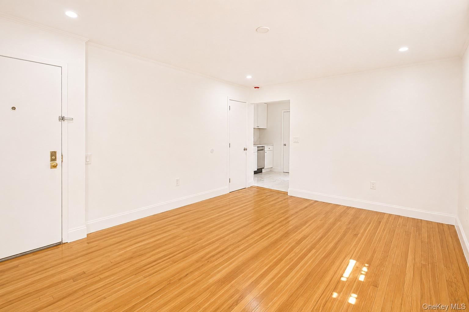 330 E Broadway, Unit 211 photo 10
