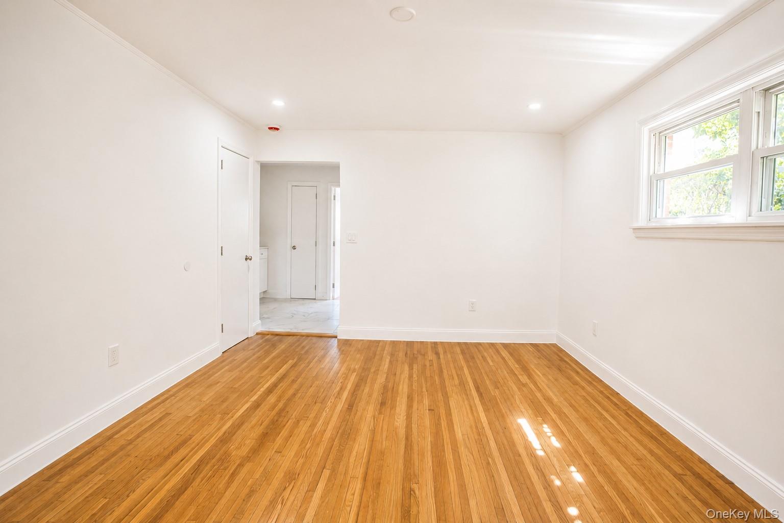 330 E Broadway, Unit 211 photo 8