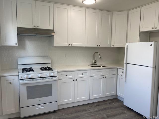 245-15 77th Crescent, Unit F-2 photo 5