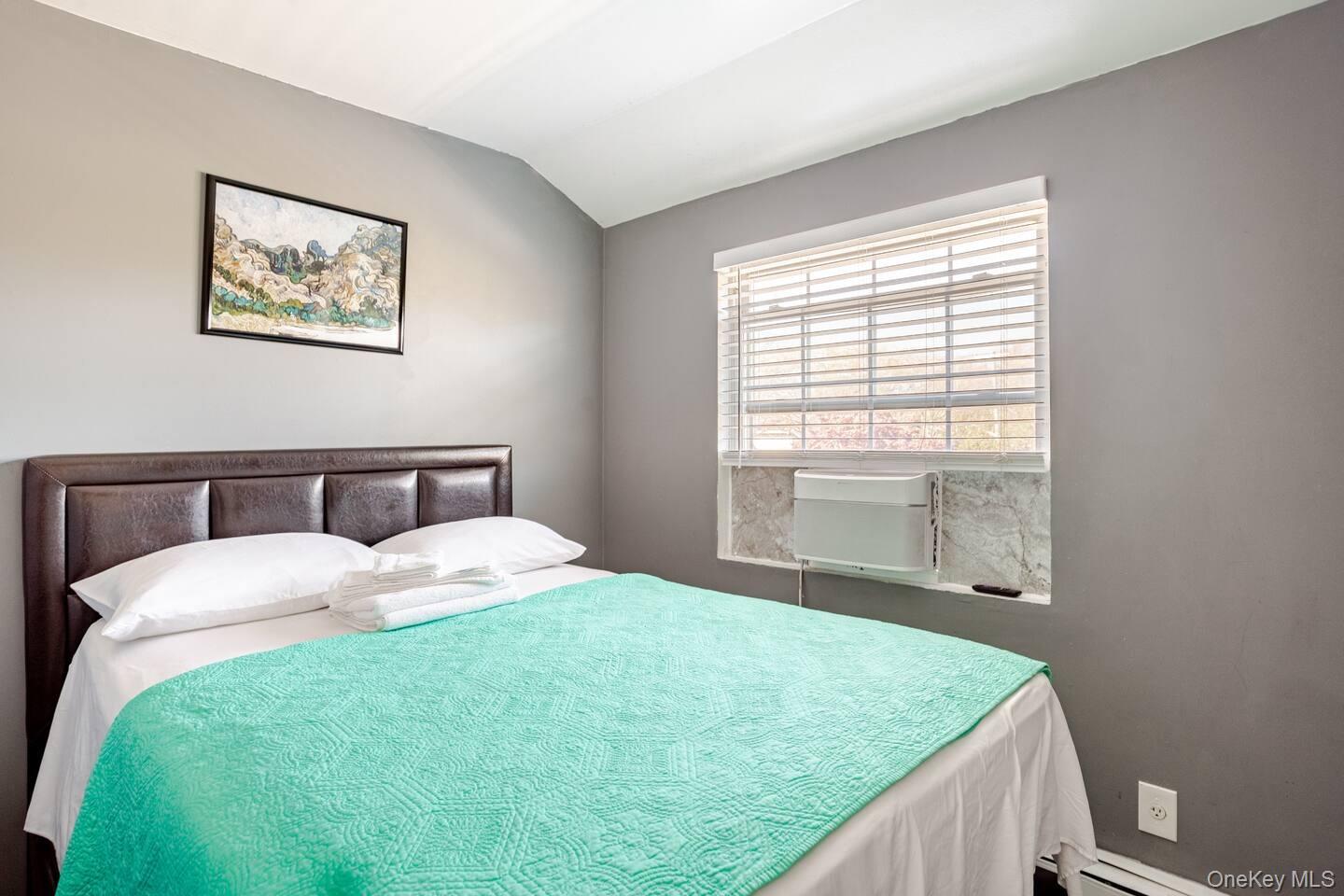 13745 Bedell Street – For Sale photo 9