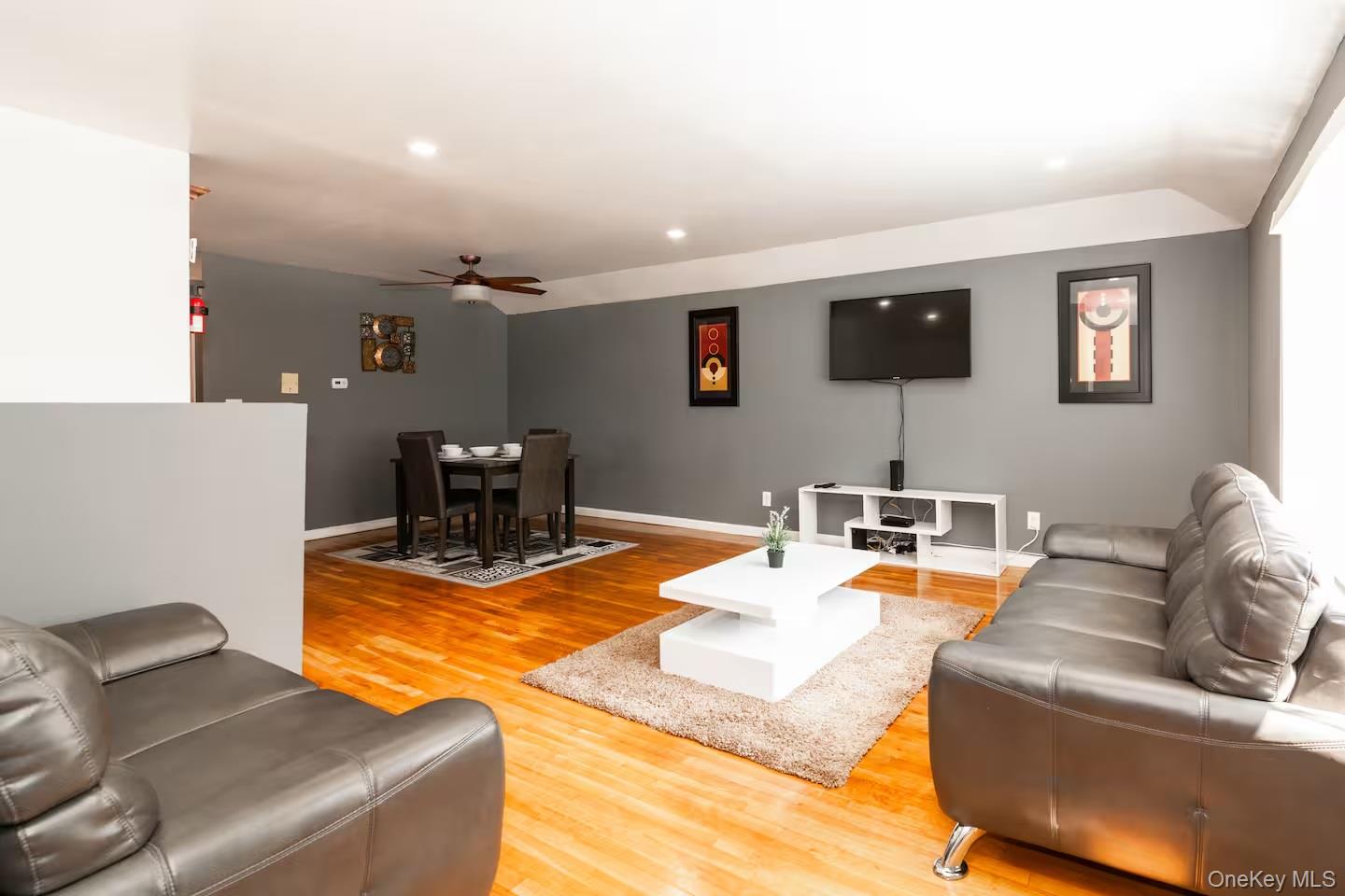 13745 Bedell Street – For Sale photo 11