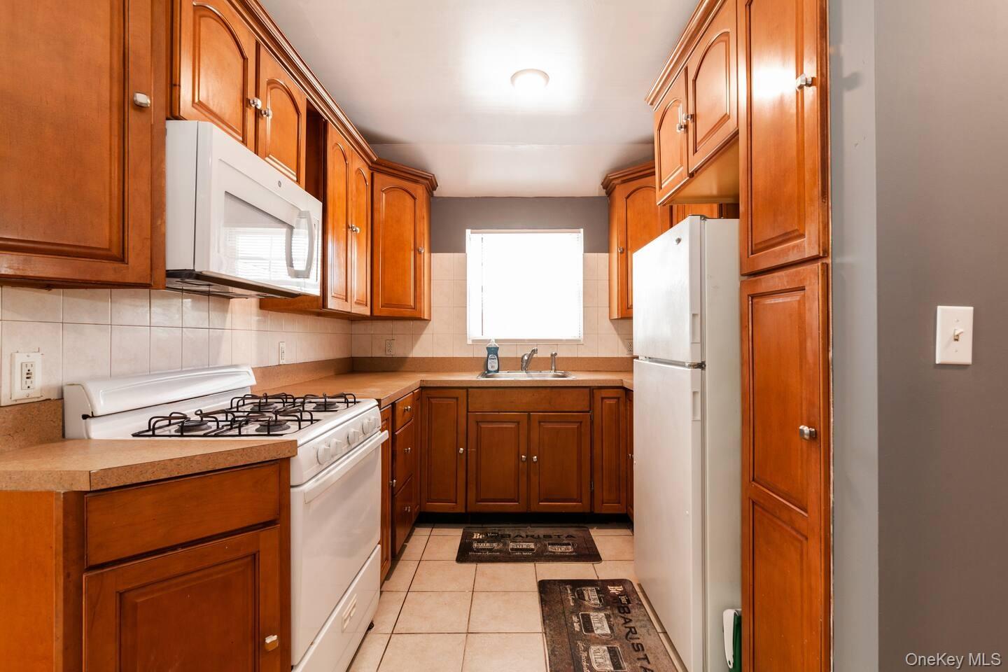 13745 Bedell Street – For Sale photo 4