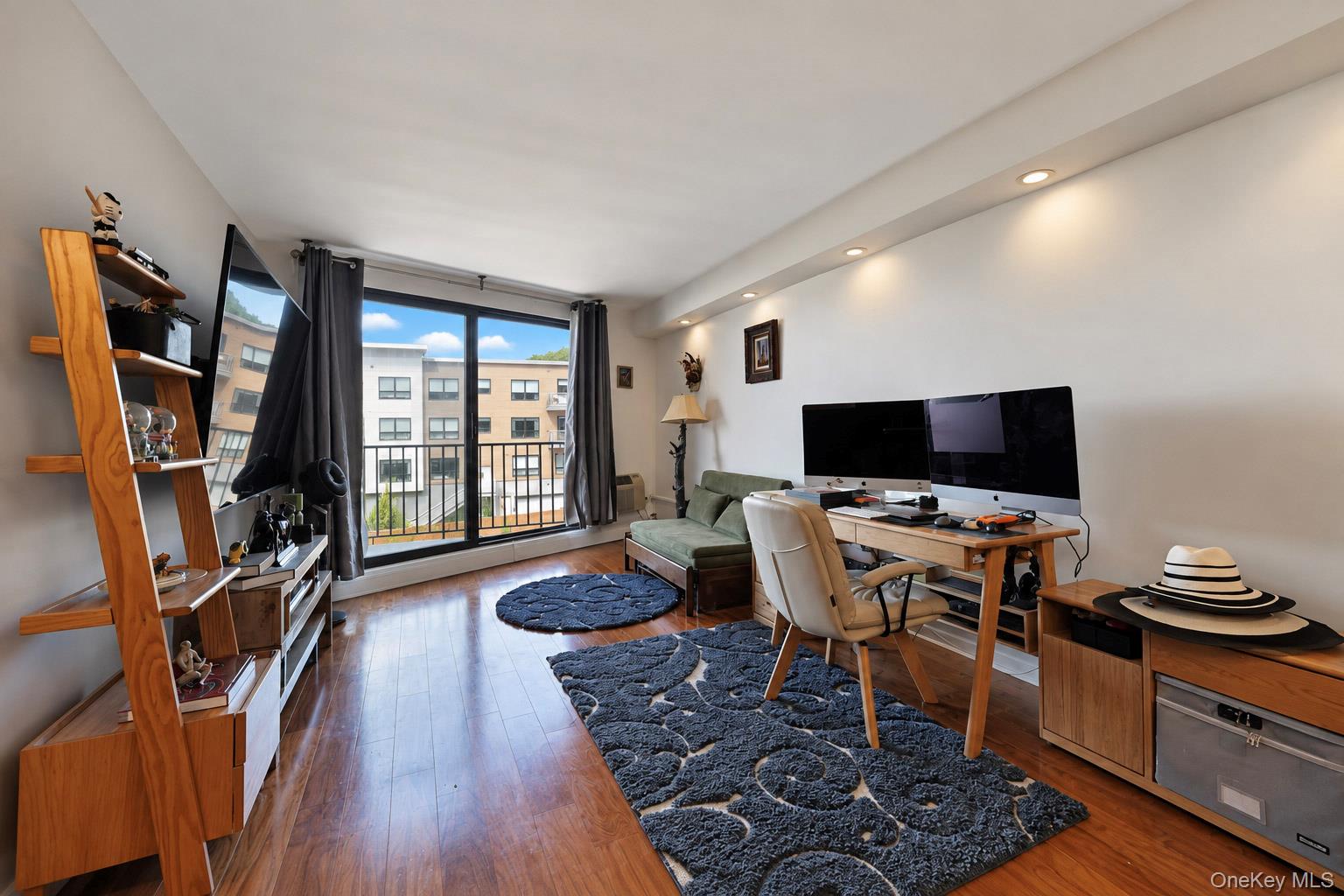 1155 Warburton Avenue, Unit 3Y photo 3