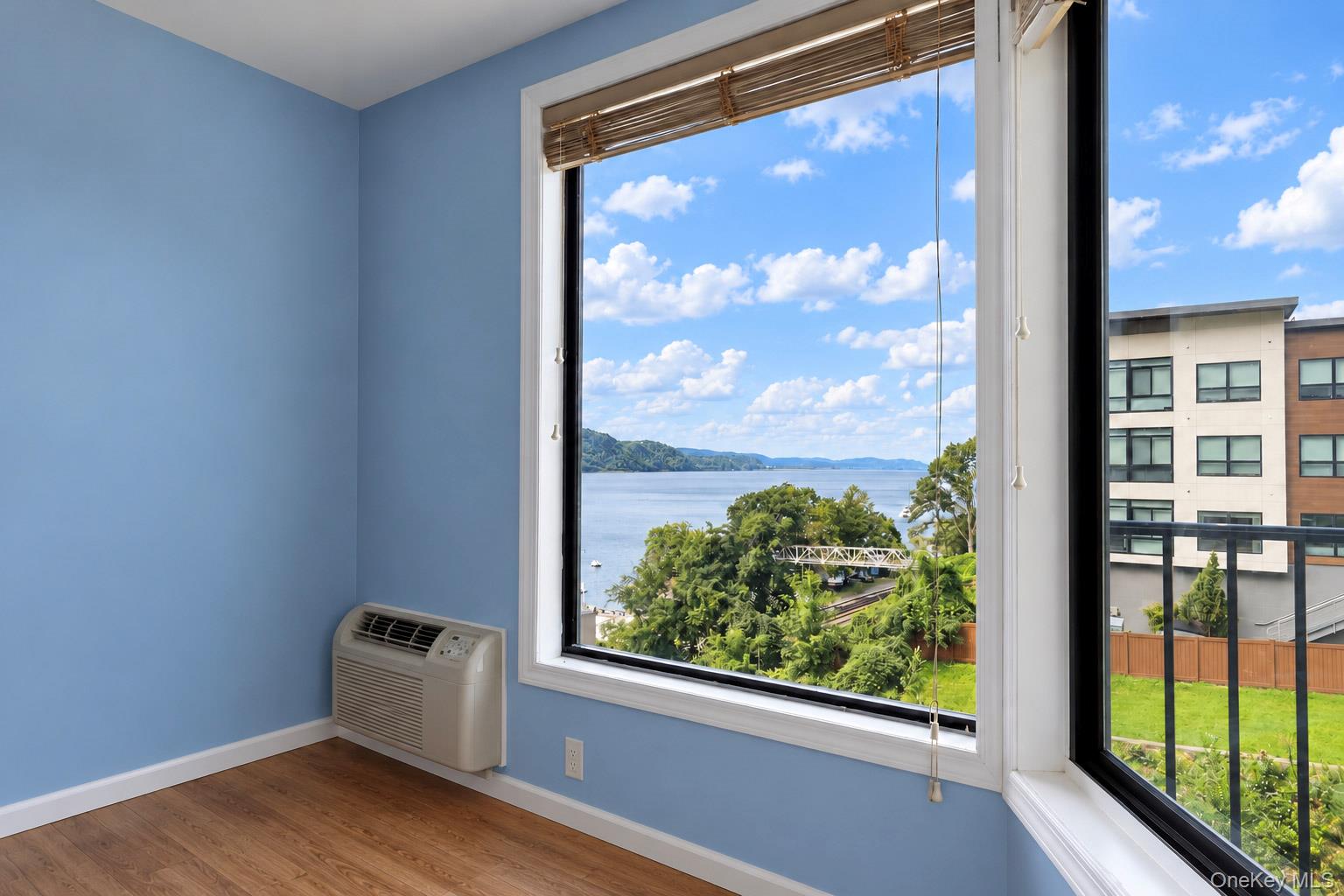 1155 Warburton Avenue, Unit 3Y photo 21