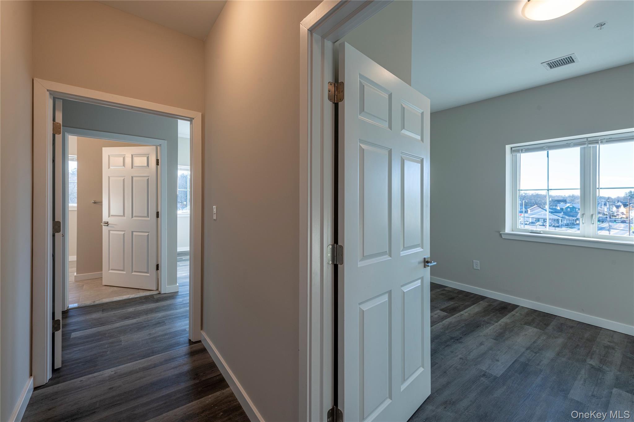 87 N Chestnut Street, Unit 312 photo 4