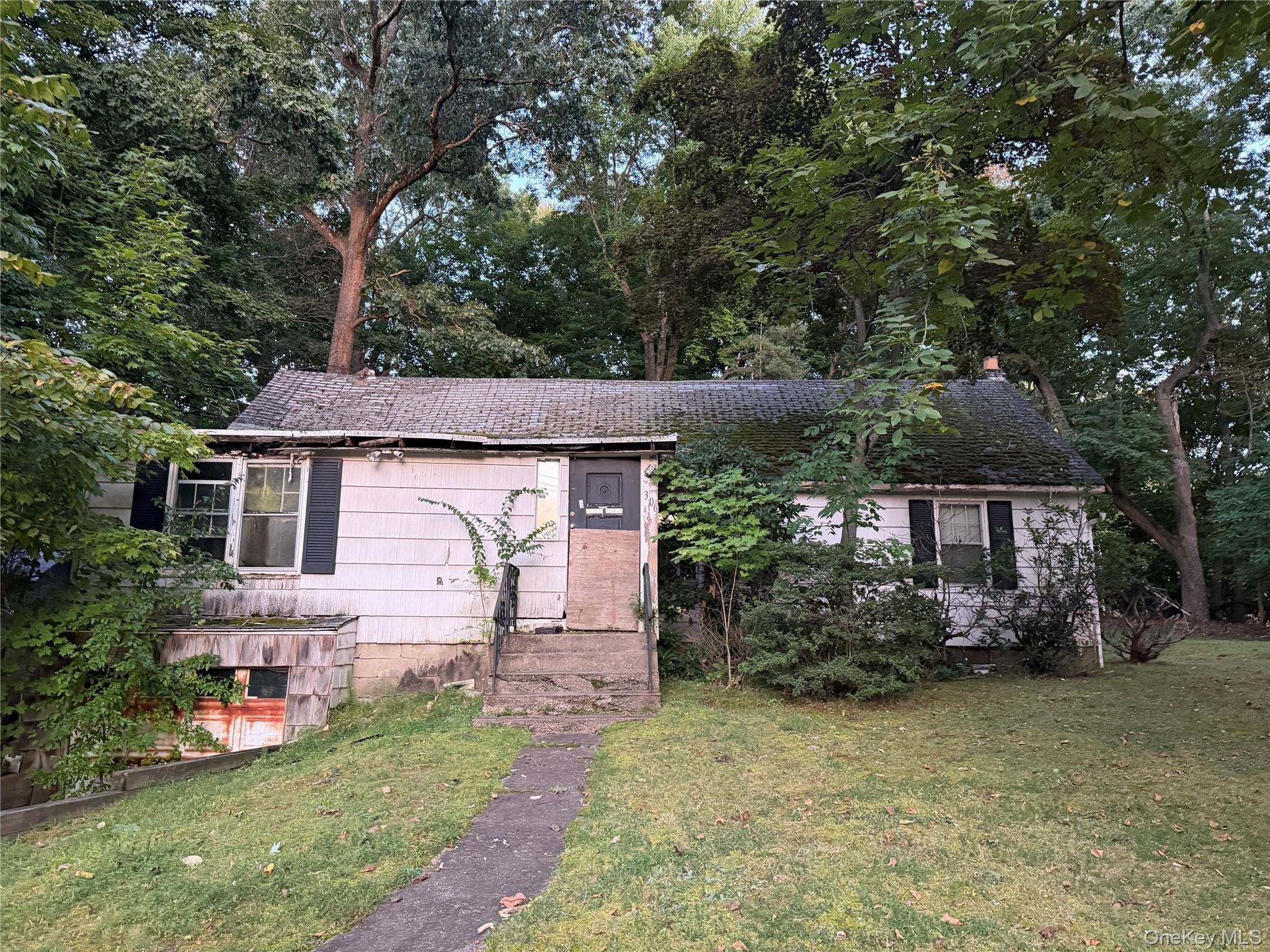 306 Spook Rock Road – For Sale