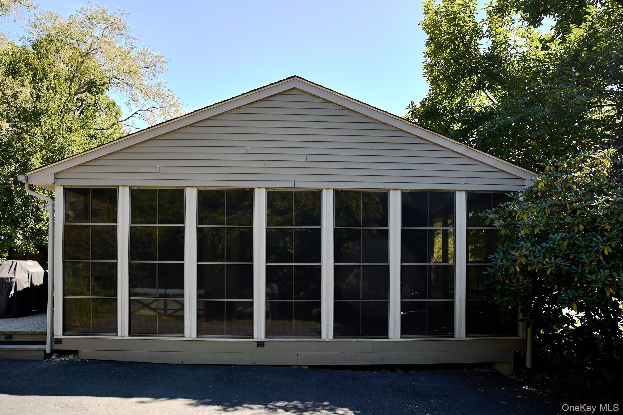 17 Amato Lane – For Sale photo 27