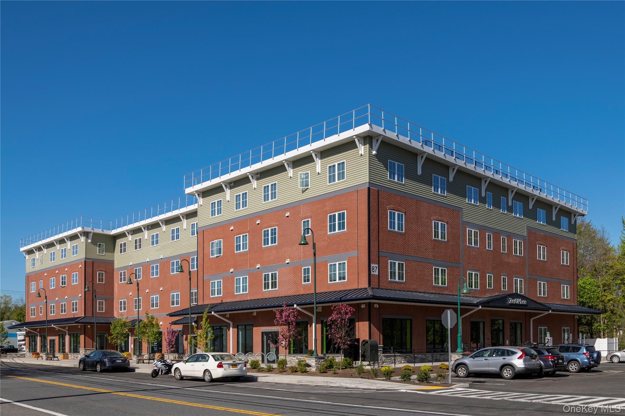 87 N Chestnut Street, Unit 201