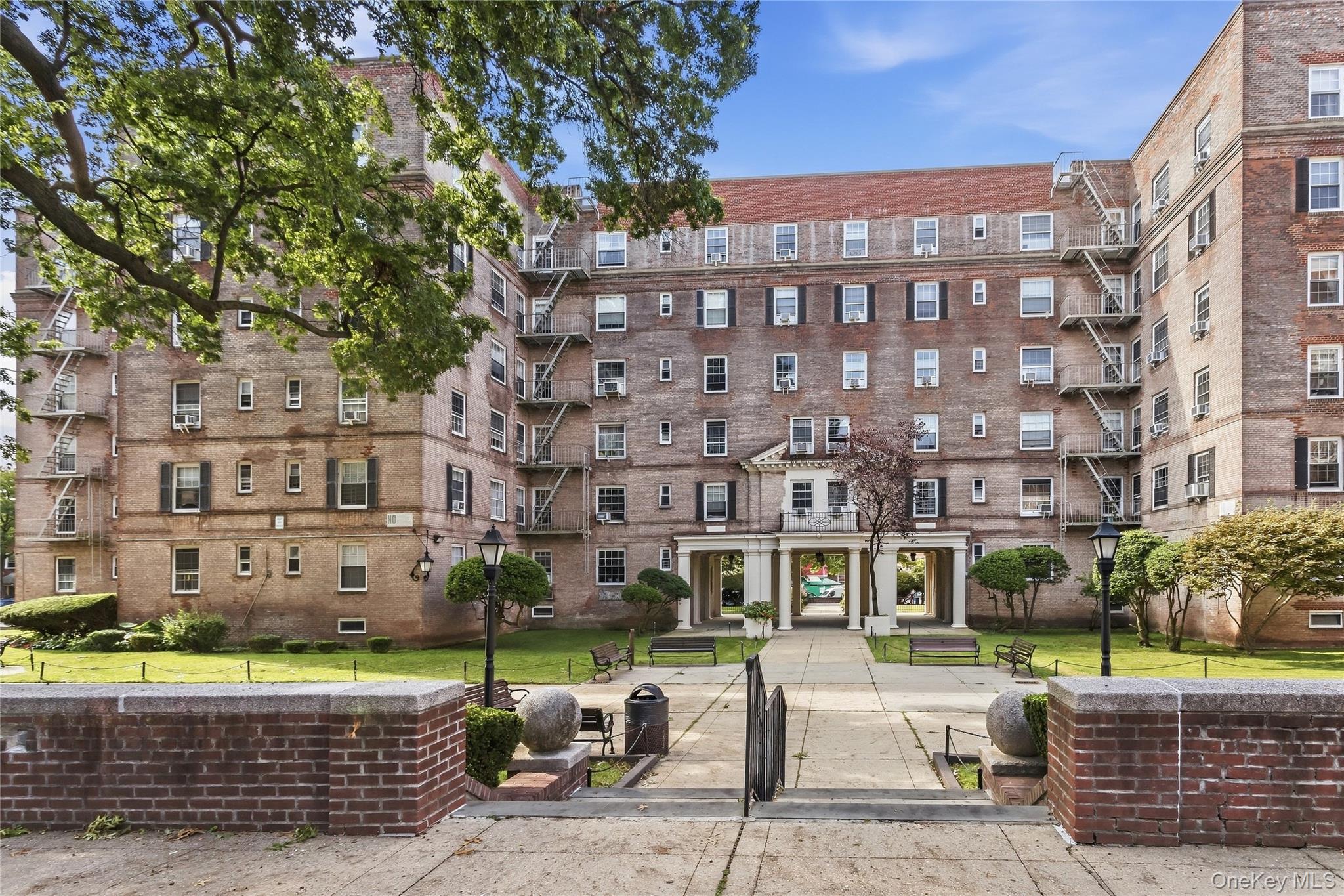 51-10 30 Avenue, Unit 4 photo 27