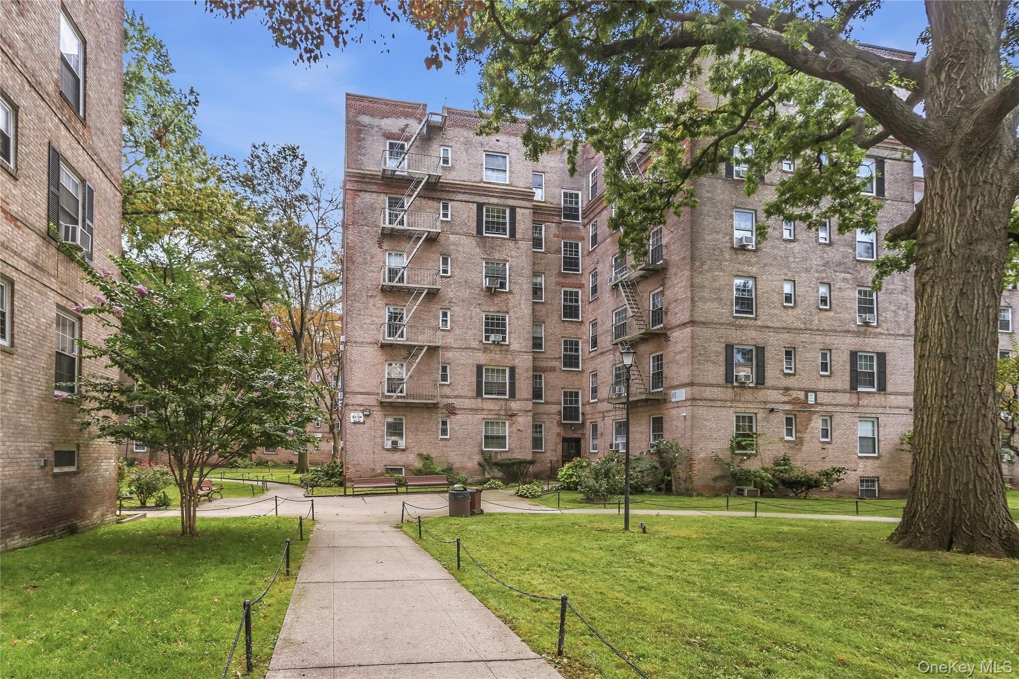 51-10 30 Avenue, Unit 4 photo 22