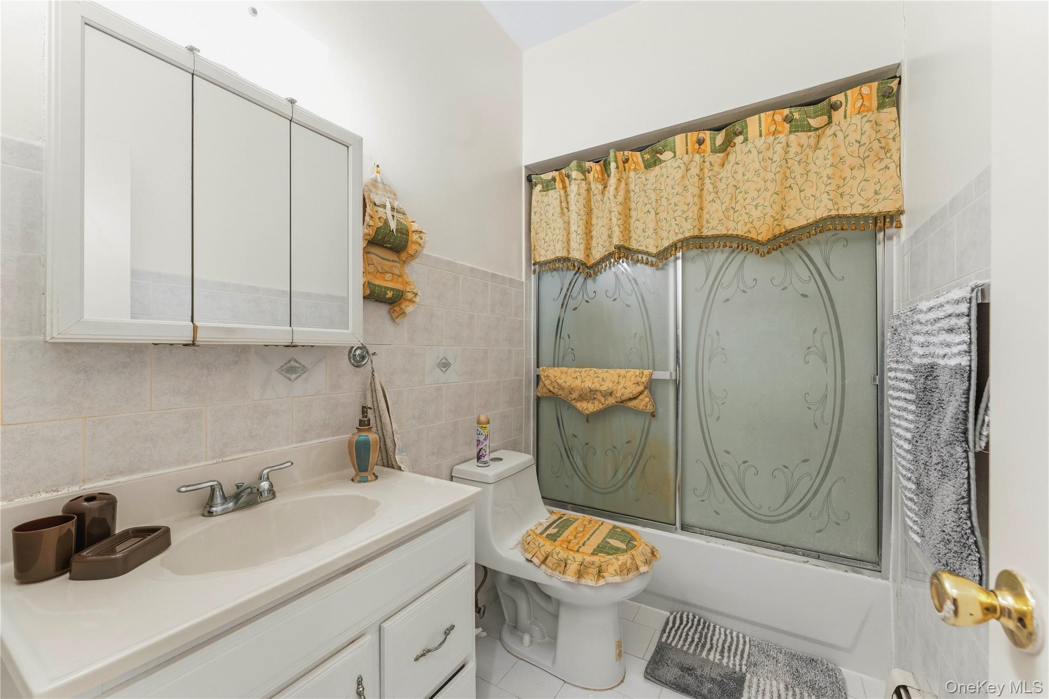 1556 Longfellow Avenue – For Sale photo 11