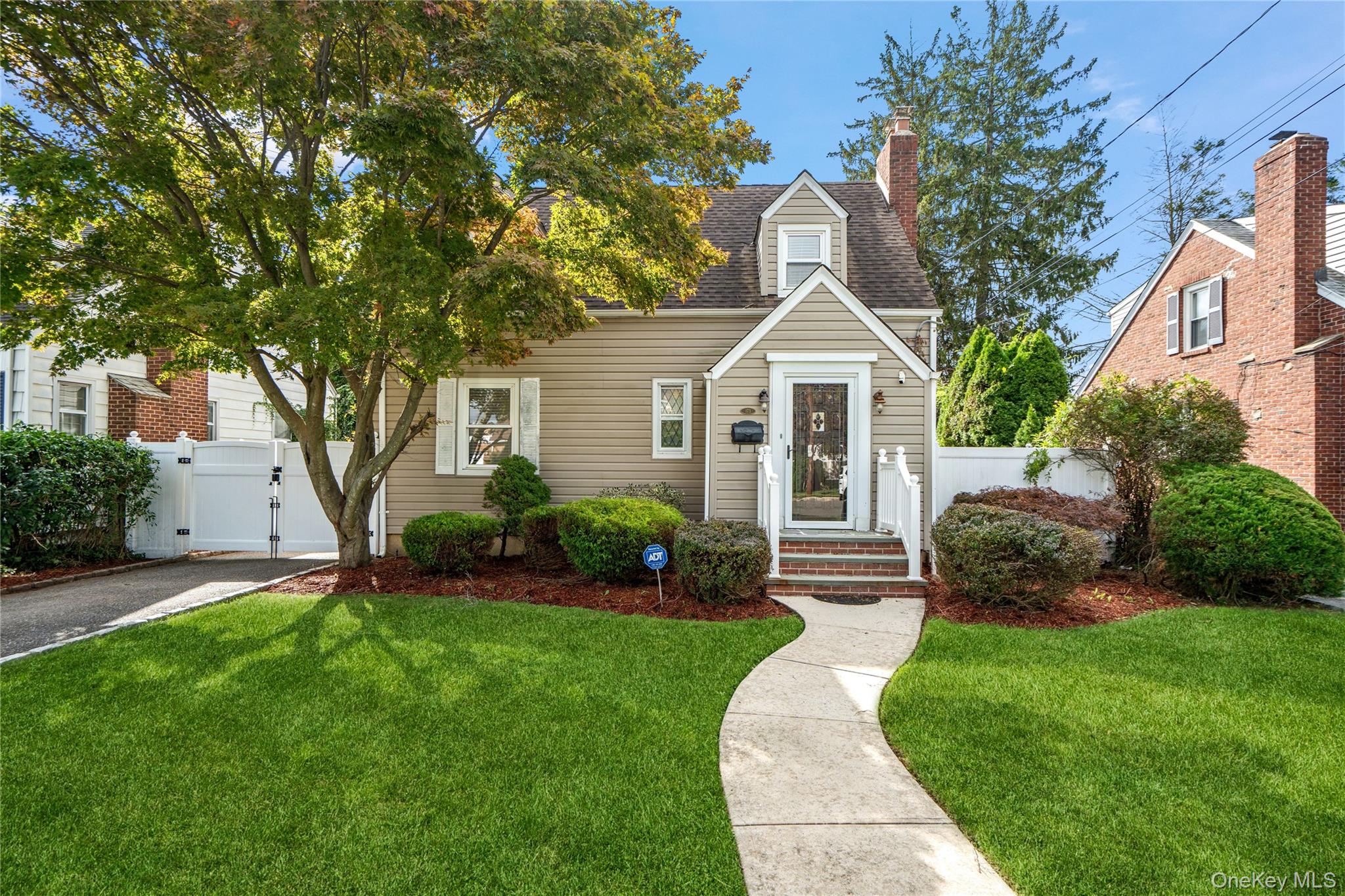 173 2nd Street – For Sale photo 3