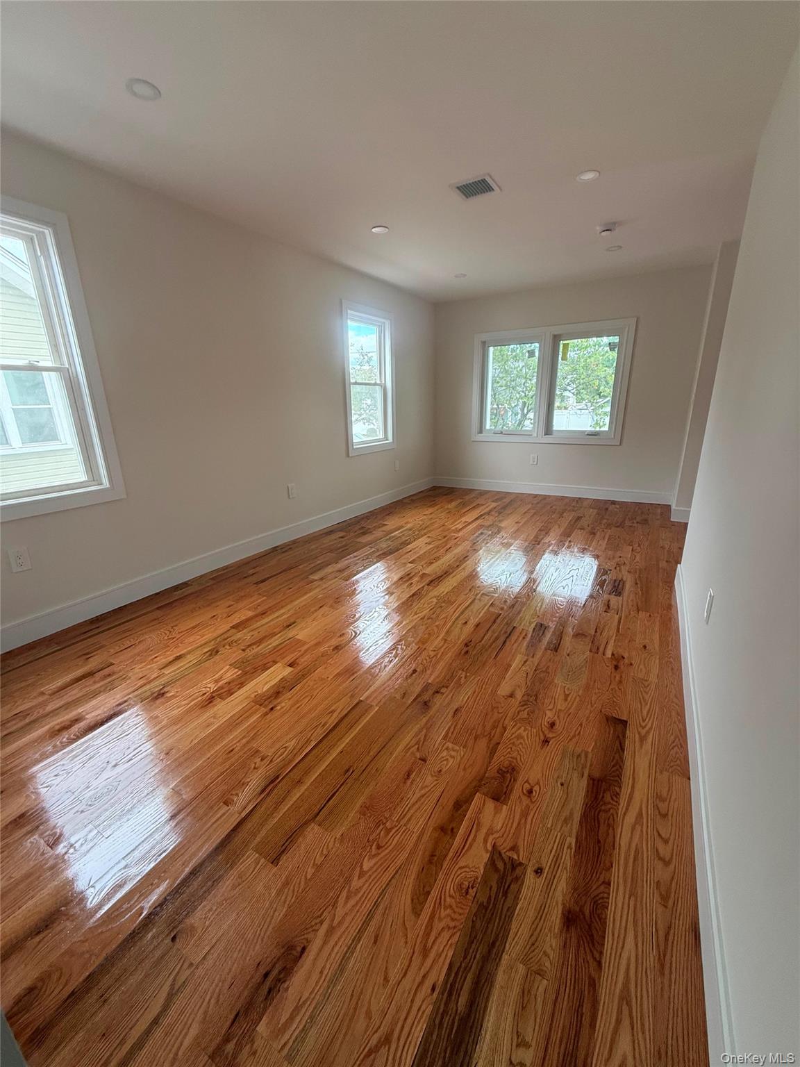 18 Sportsmans Avenue – For Sale photo 20