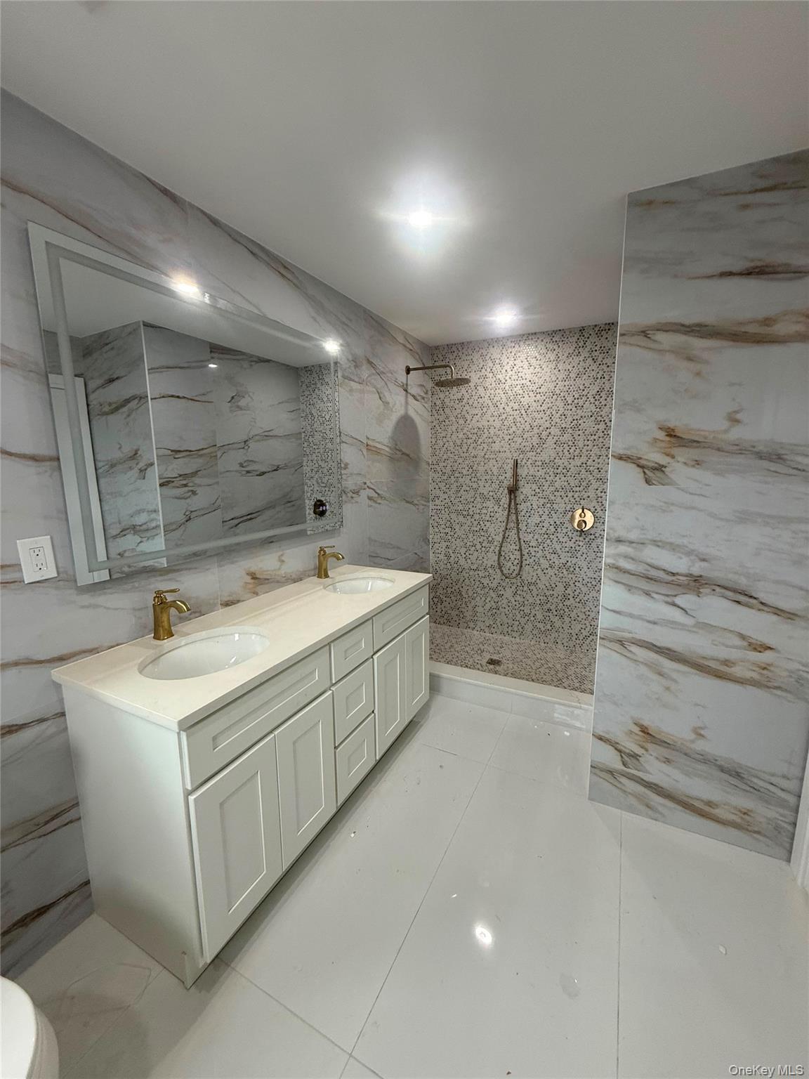 18 Sportsmans Avenue – For Sale photo 15