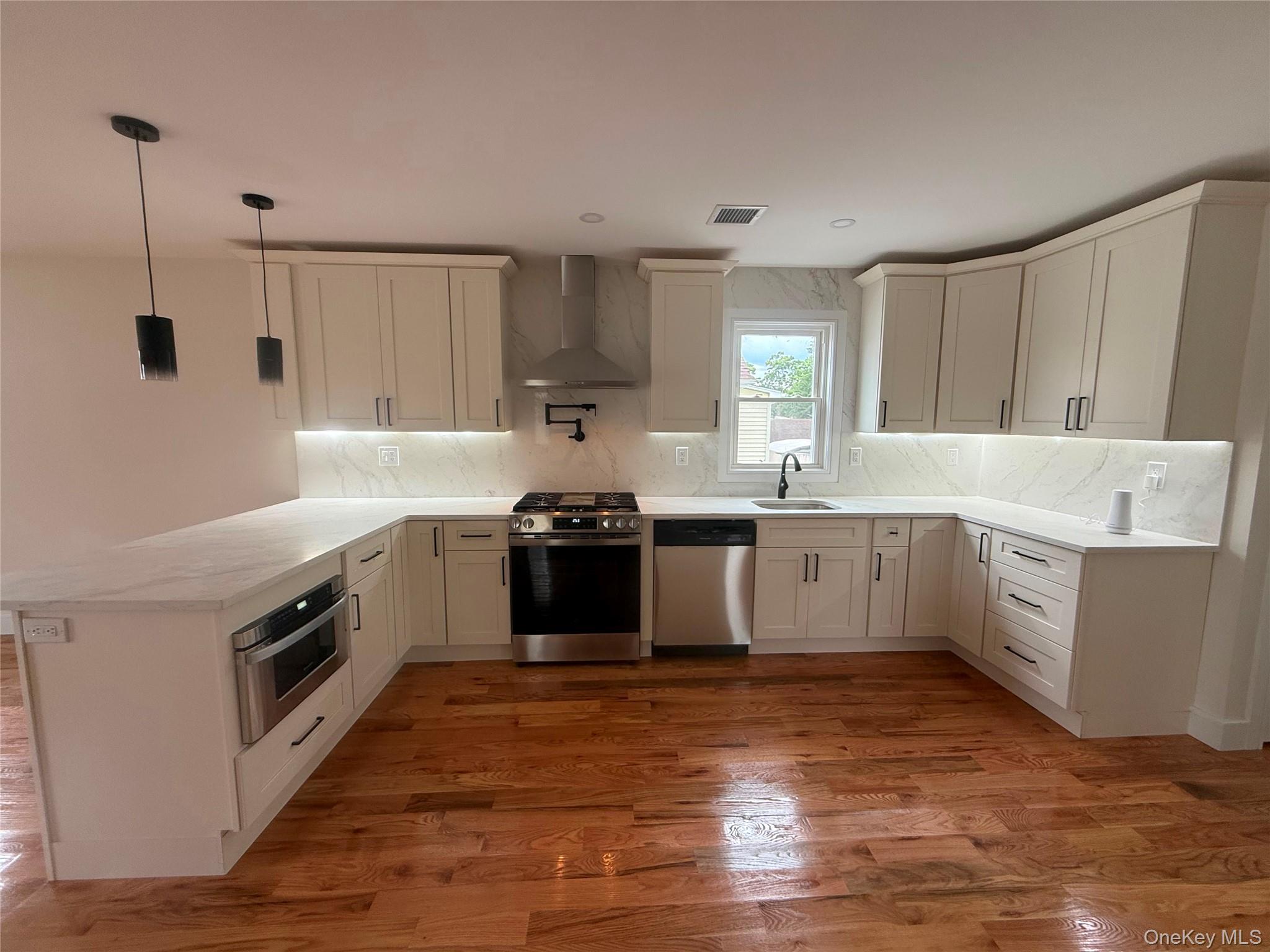 18 Sportsmans Avenue – For Sale photo 5
