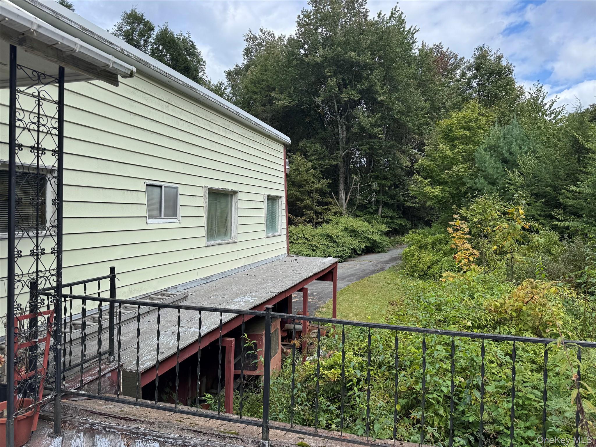 186 Twin Bridge Road – For Sale photo 3
