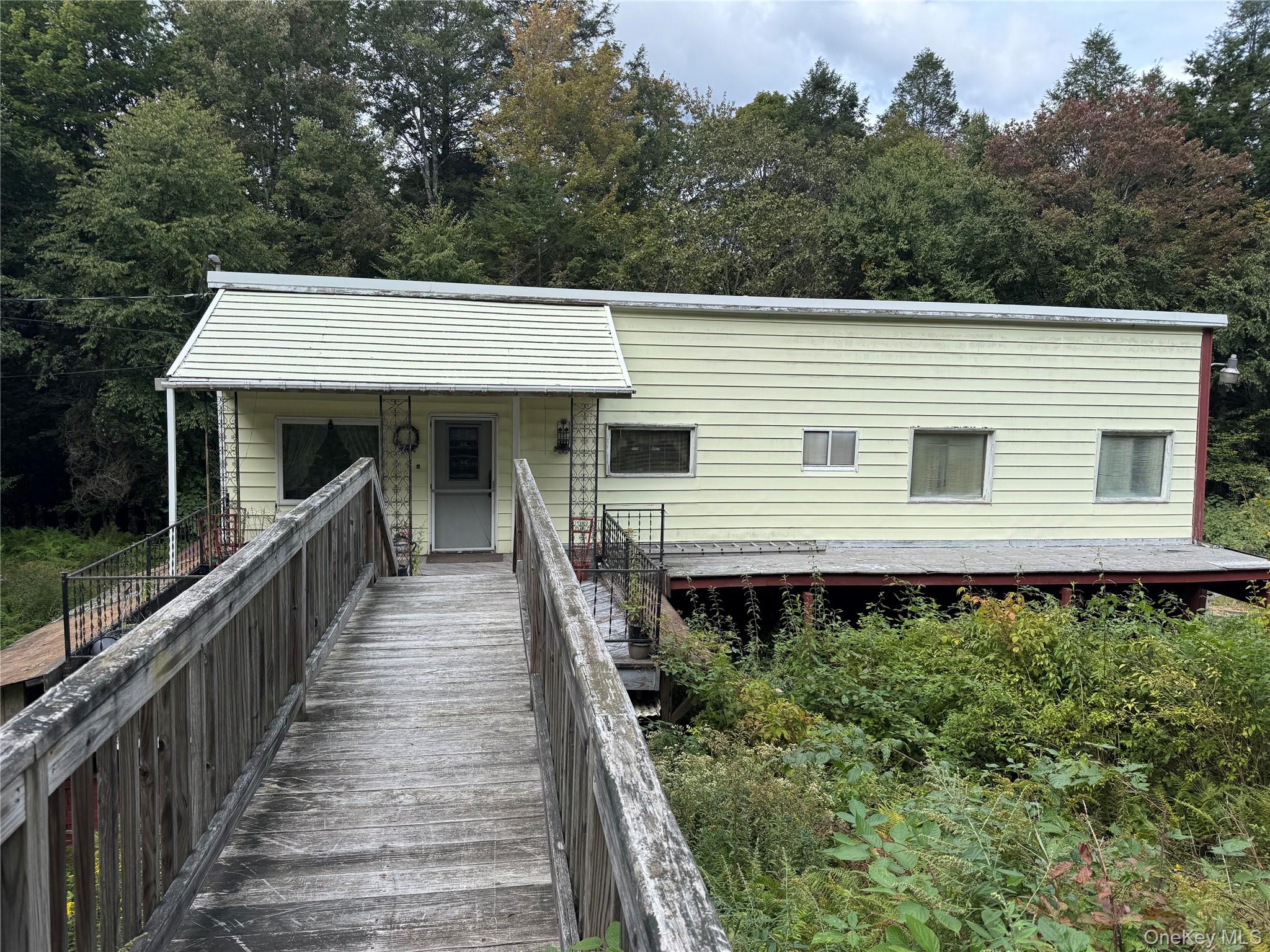 186 Twin Bridge Road – For Sale