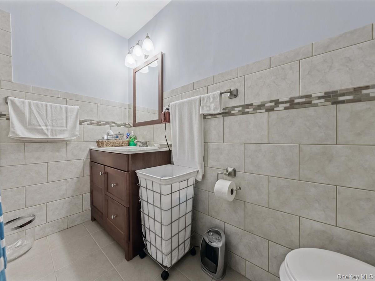 750 Halsey Street – For Sale photo 16