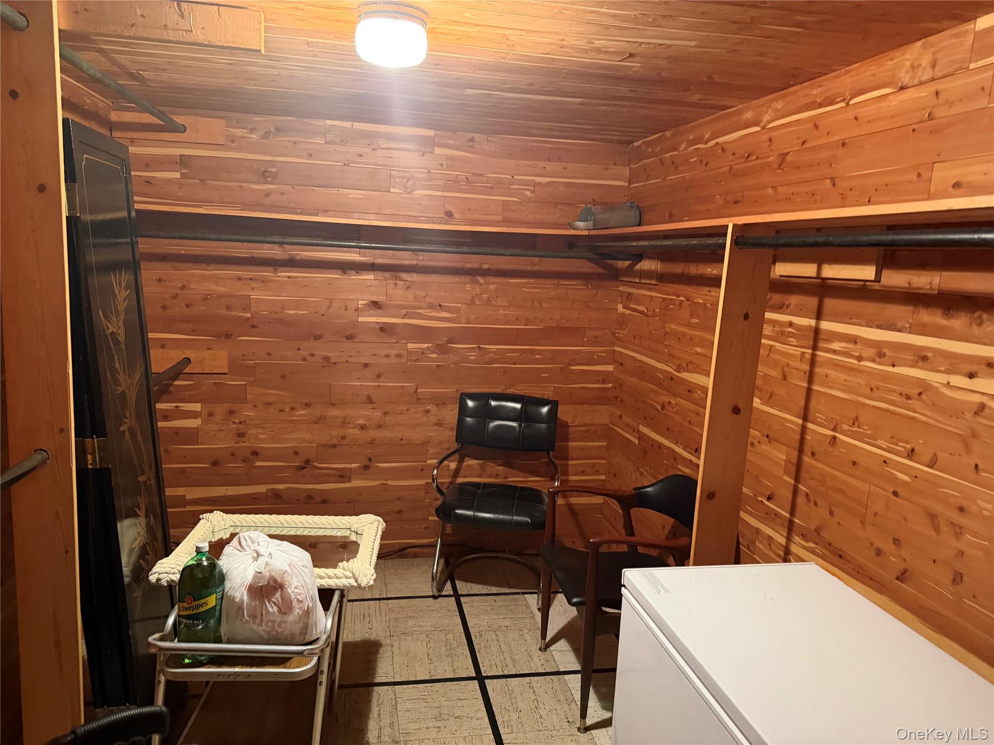 6275 Douglaston Parkway, Unit 11 photo 14