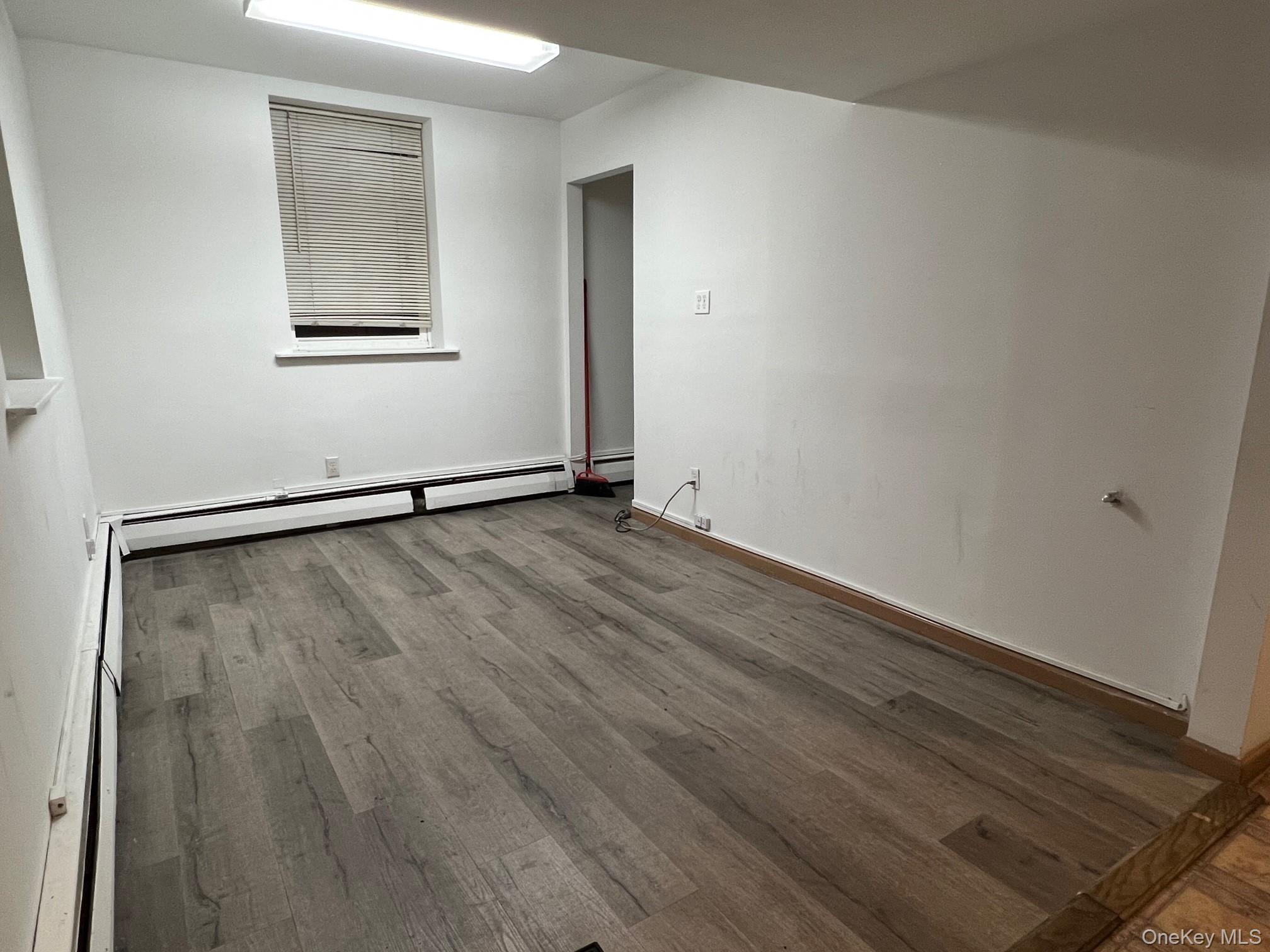 223-01 Union Turnpike – For Rent photo 8