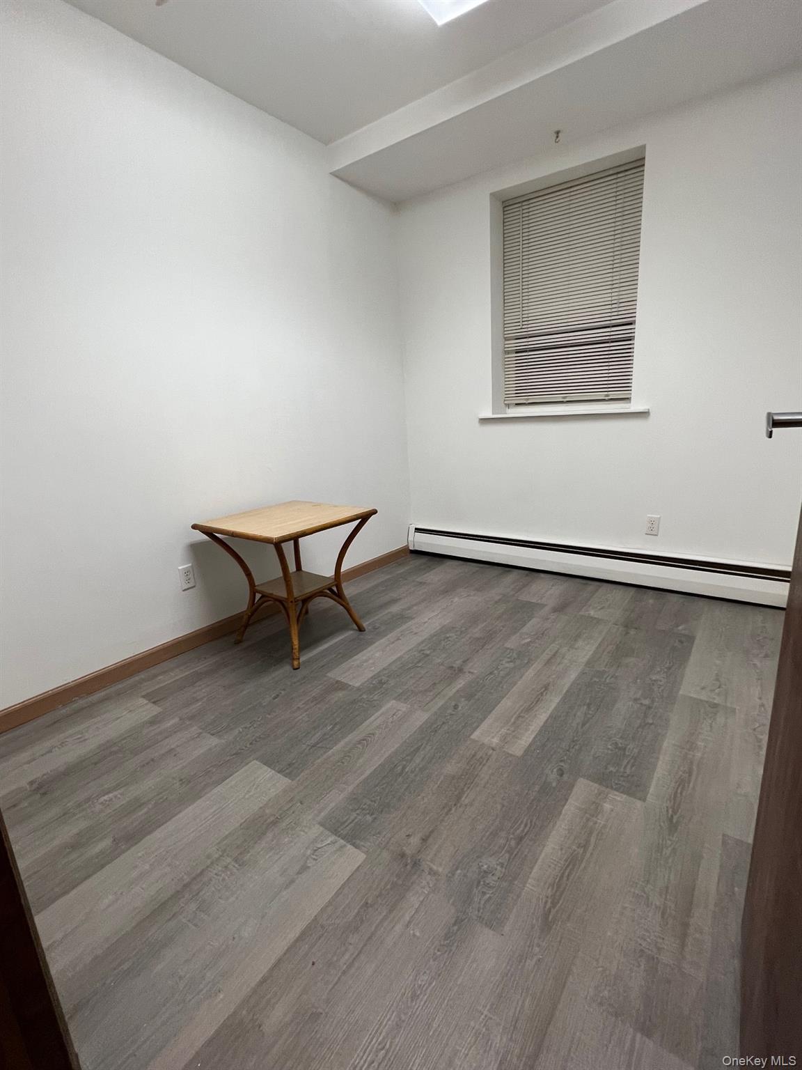 223-01 Union Turnpike – For Rent photo 12