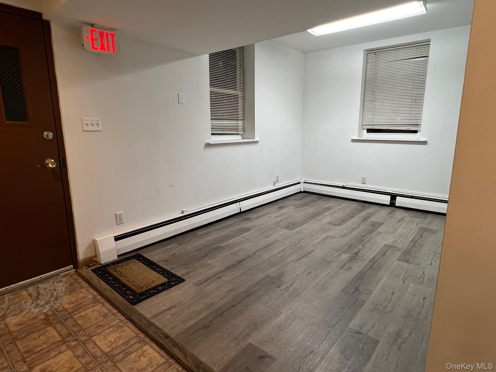 223-01 Union Turnpike – For Rent photo 9