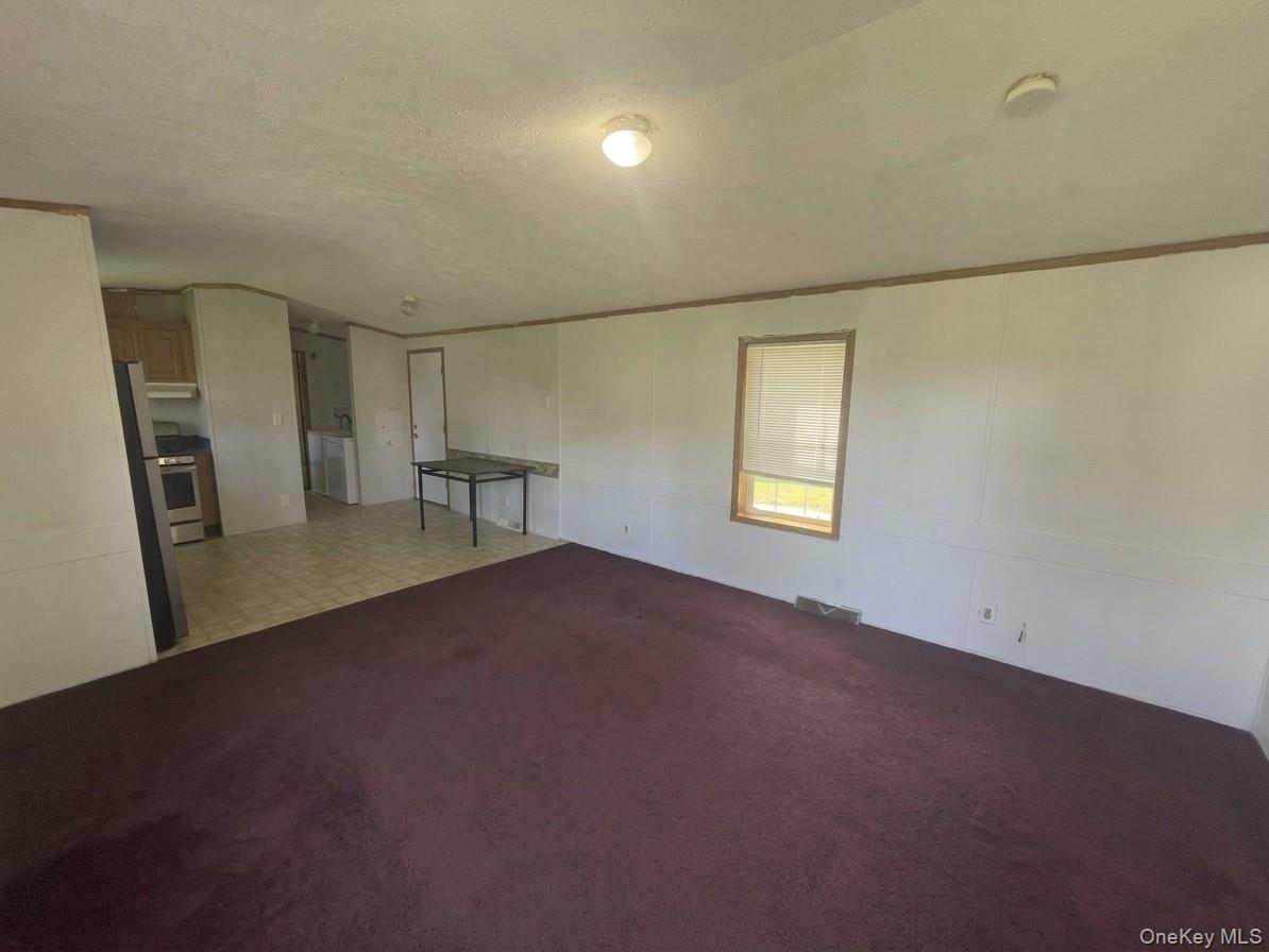 16 Delellas Lane – For Rent photo 5