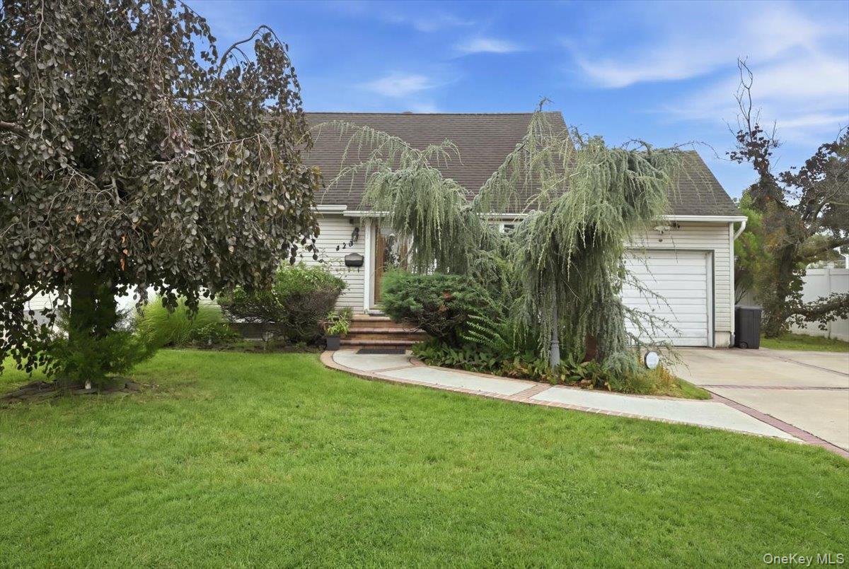 439 39th Street – For Sale