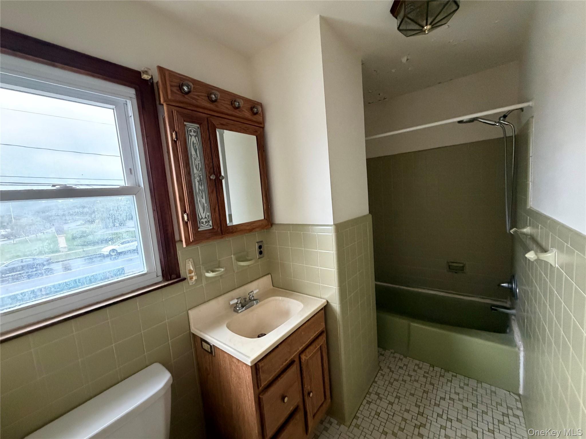 1 Lake Walton Road – For Rent photo 10