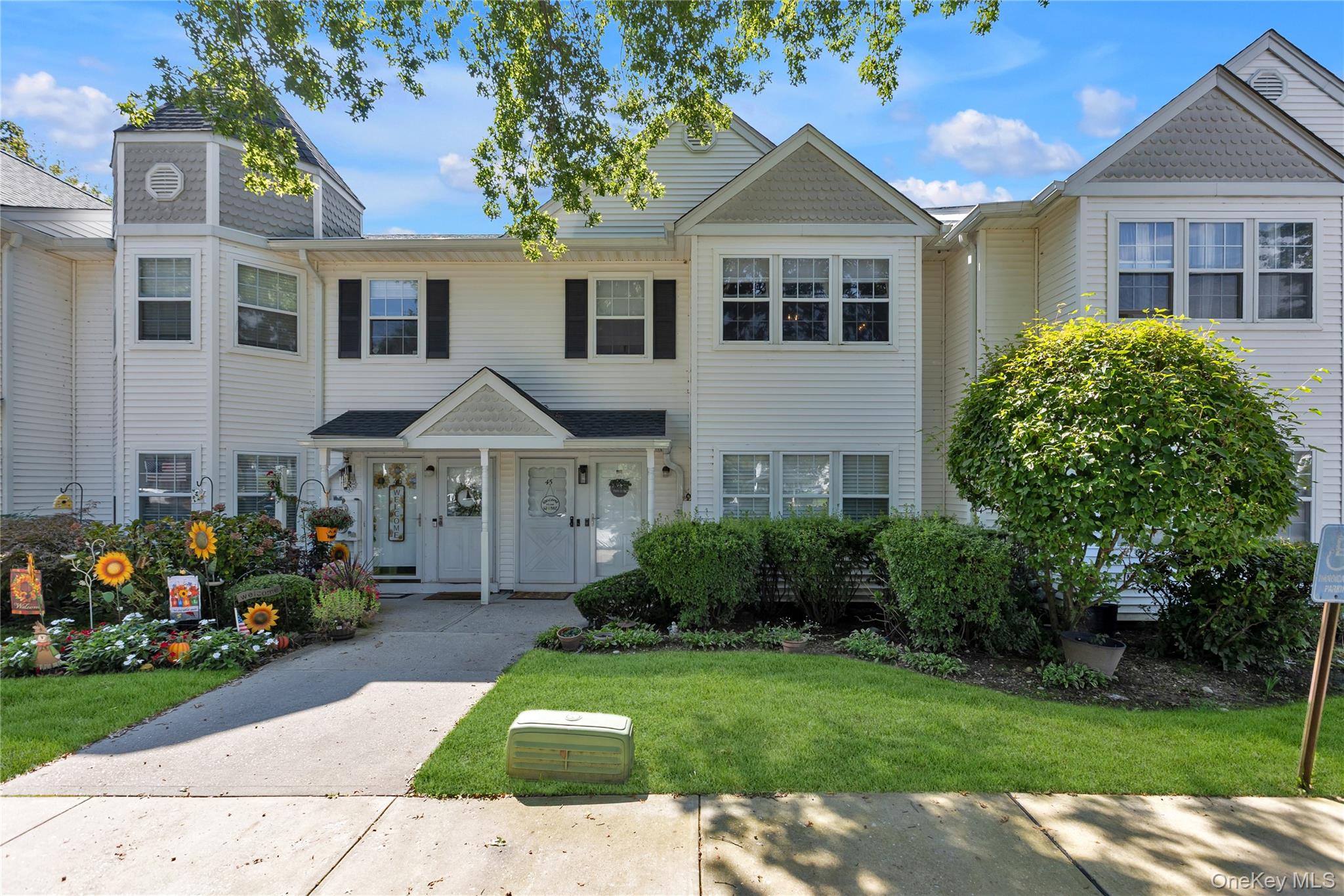 45 Country View Lane – For Sale