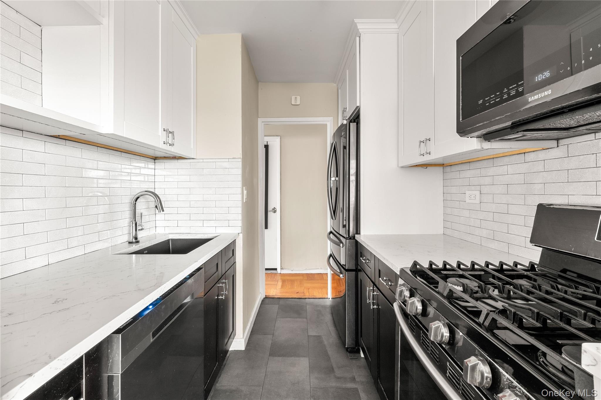 102-10 66 Road, Unit 8D photo 9