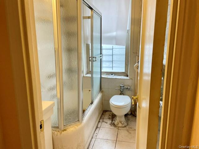 43-10 48 Avenue, Unit 4F photo 9