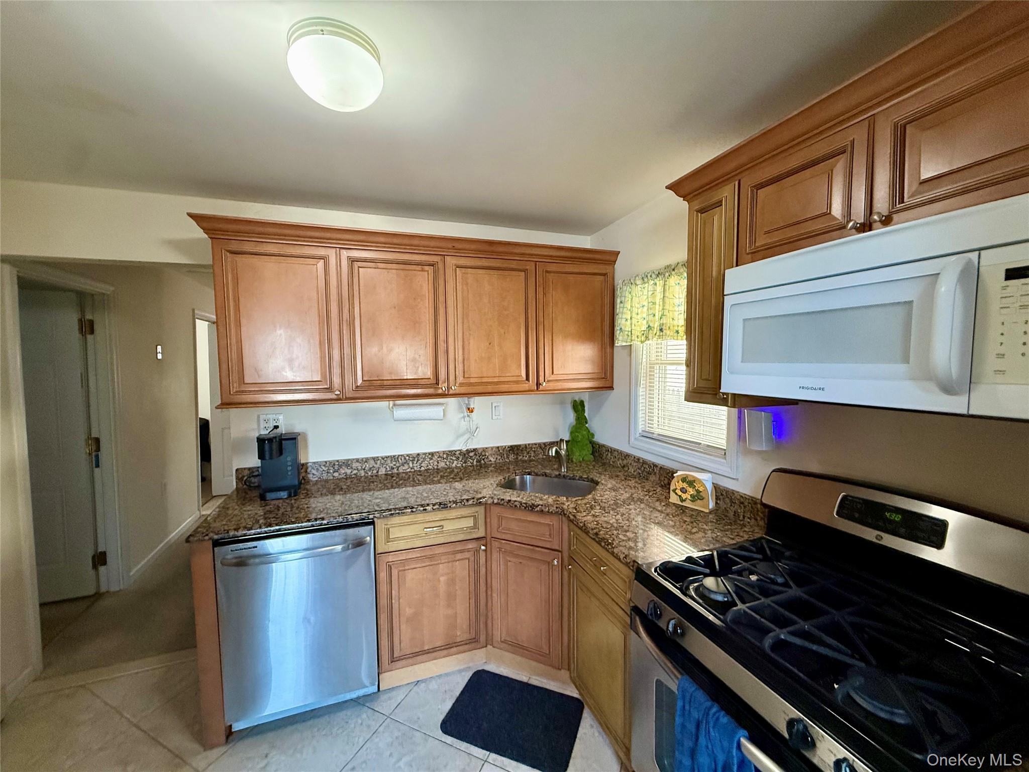 39 West Boulevard – For Sale photo 9