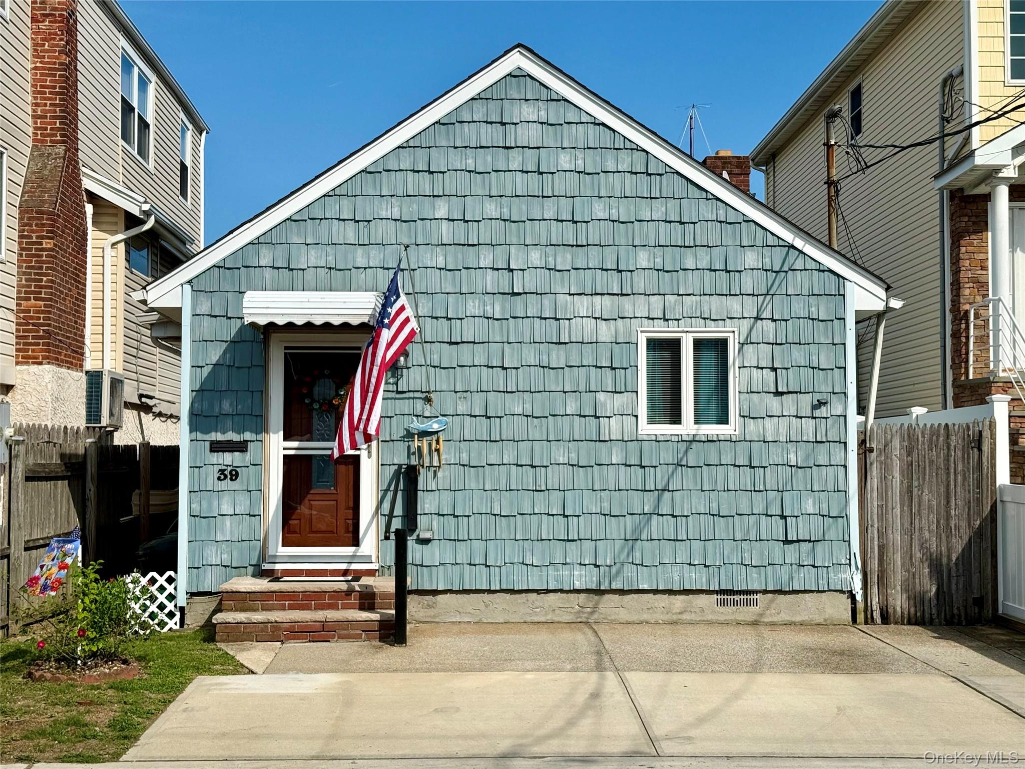 39 West Boulevard – For Sale