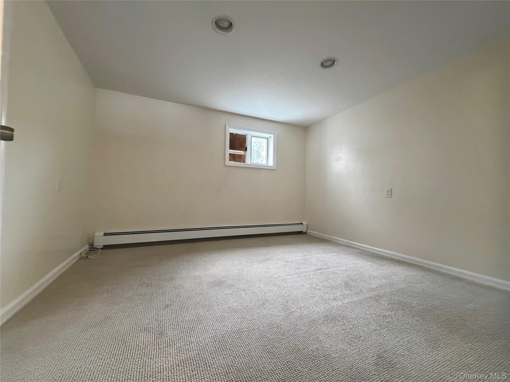 624 W Beech Street – For Rent photo 12
