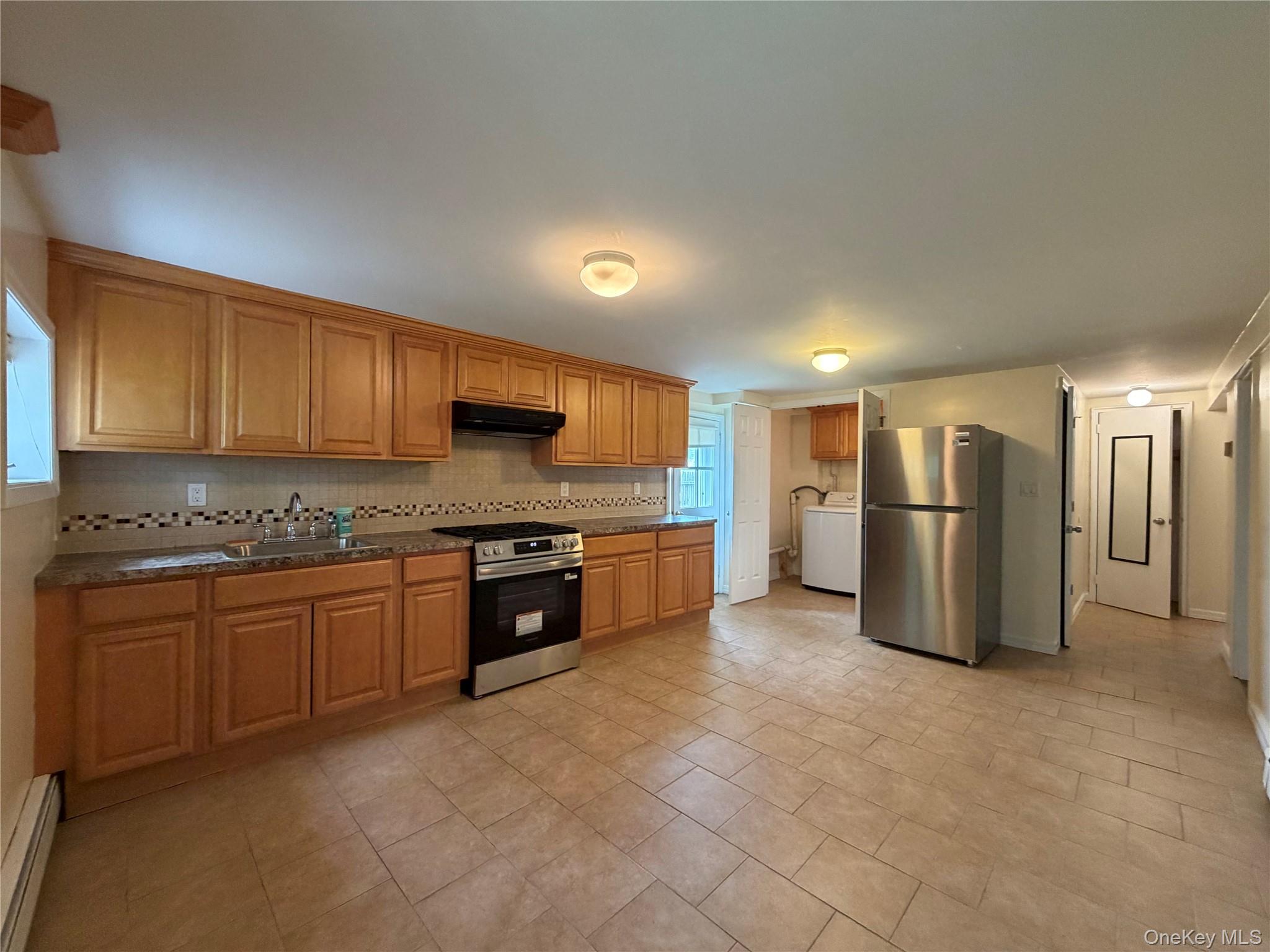 624 W Beech Street – For Rent photo 2