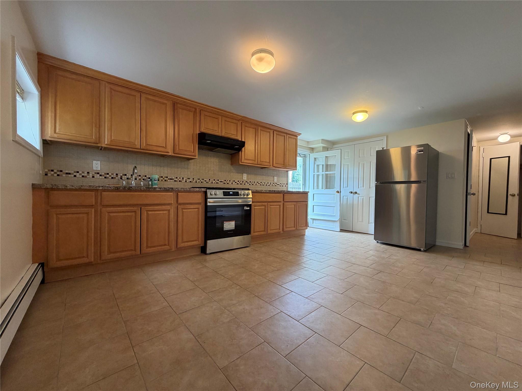 624 W Beech Street – For Rent photo 3