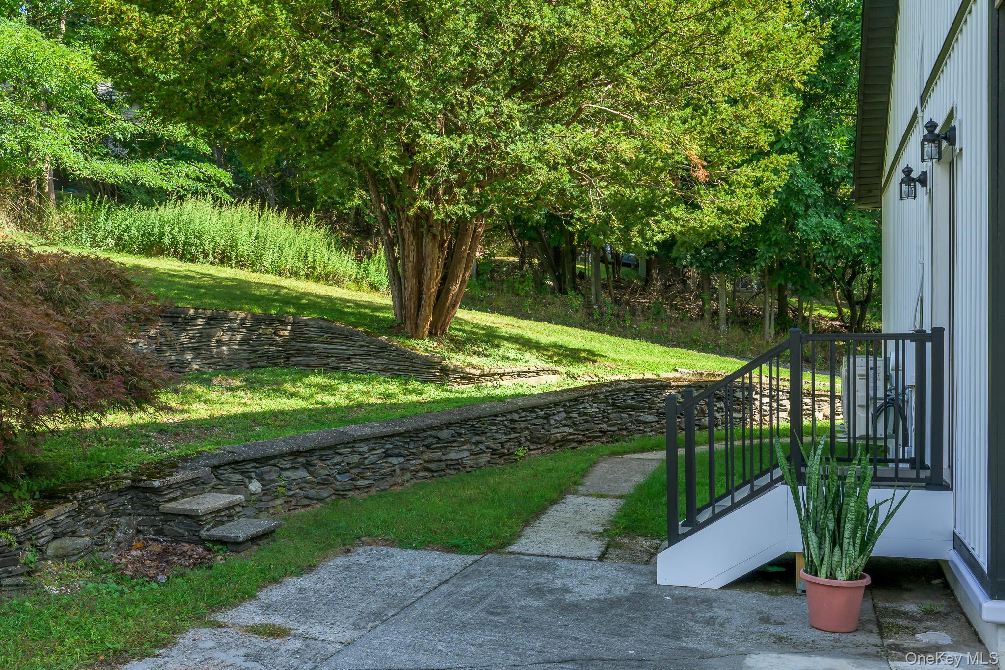 6 Wang Drive – For Sale photo 6