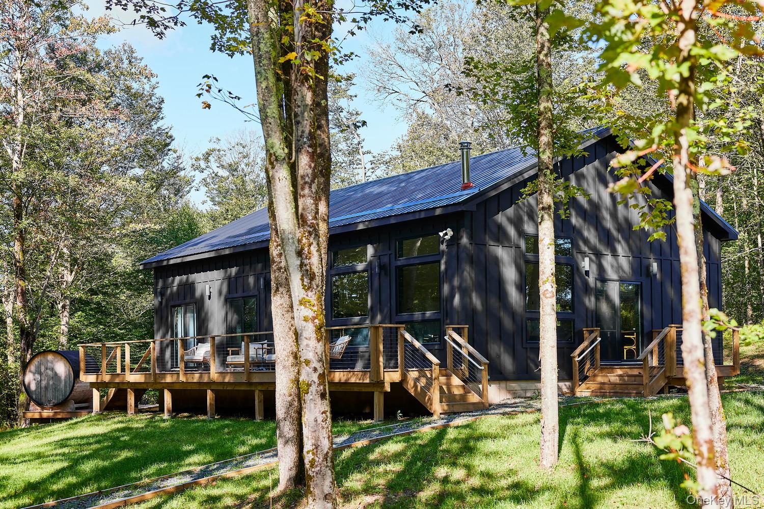 377 Hubert Road – For Sale