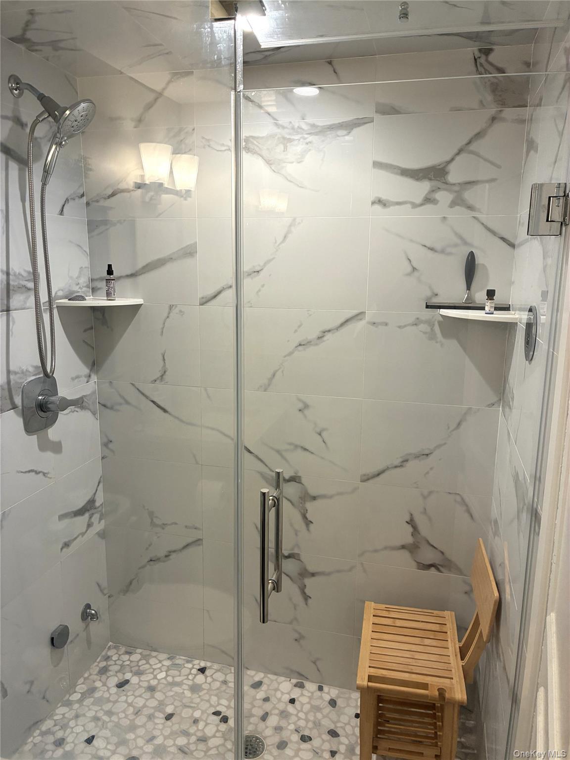 185 W Park Avenue, Unit 200 photo 12