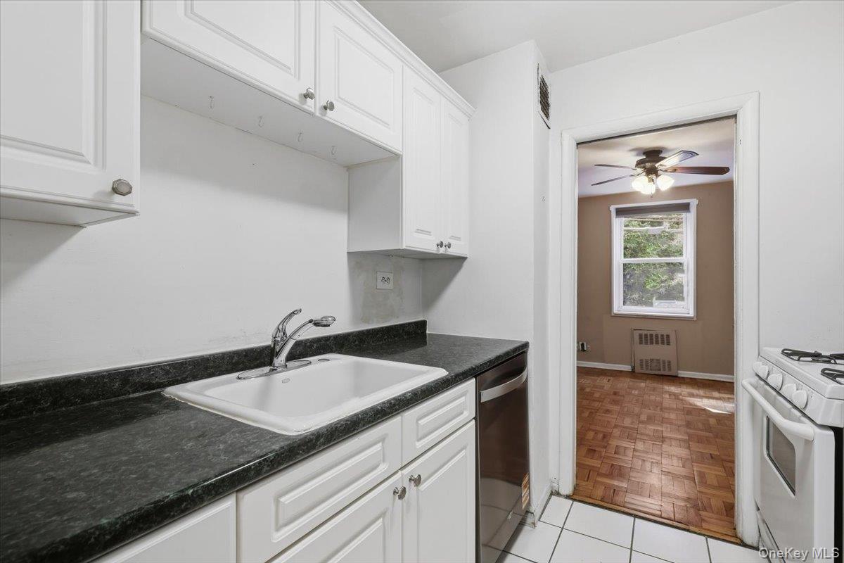 75 W 238th Street, Unit 2D photo 13