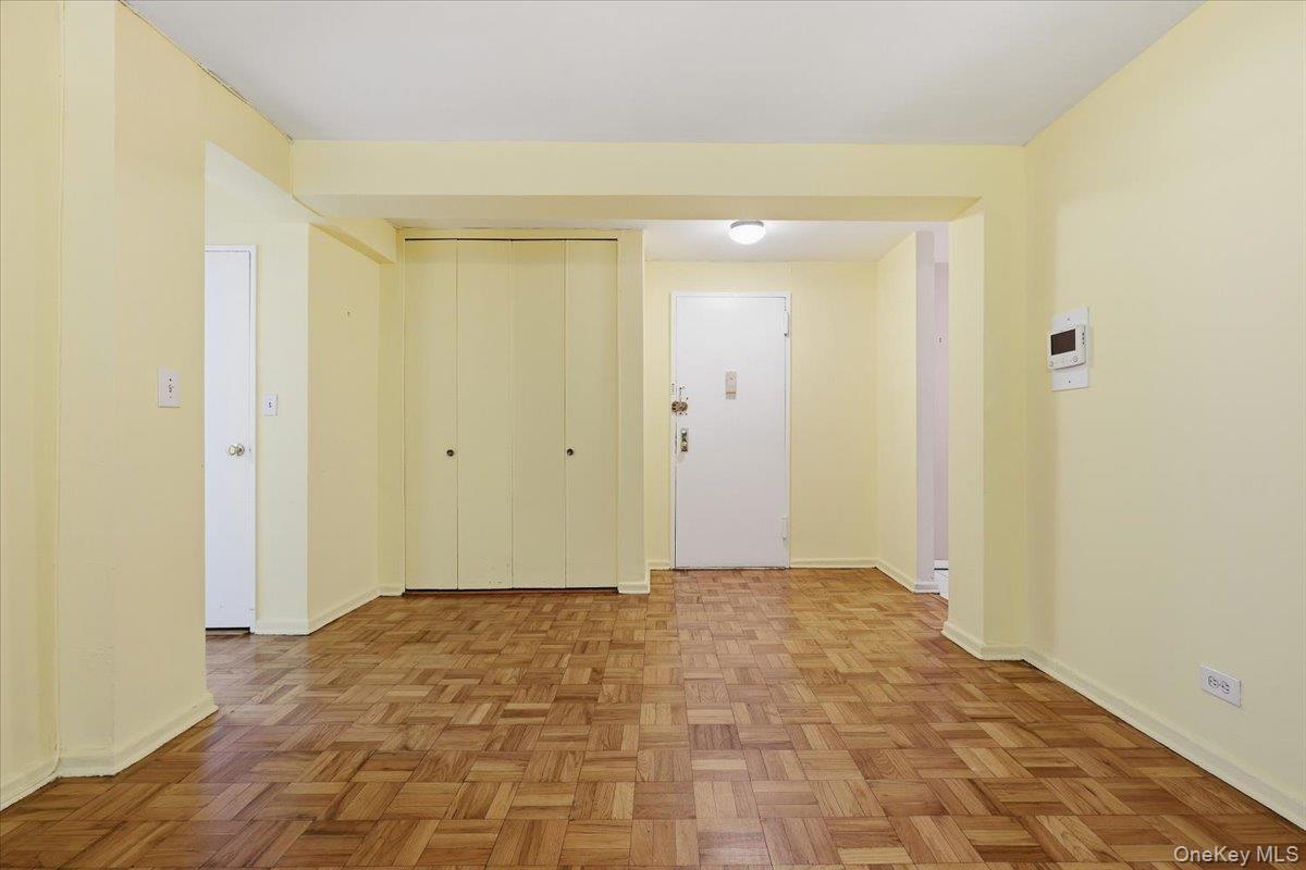75 W 238th Street, Unit 2D photo 6