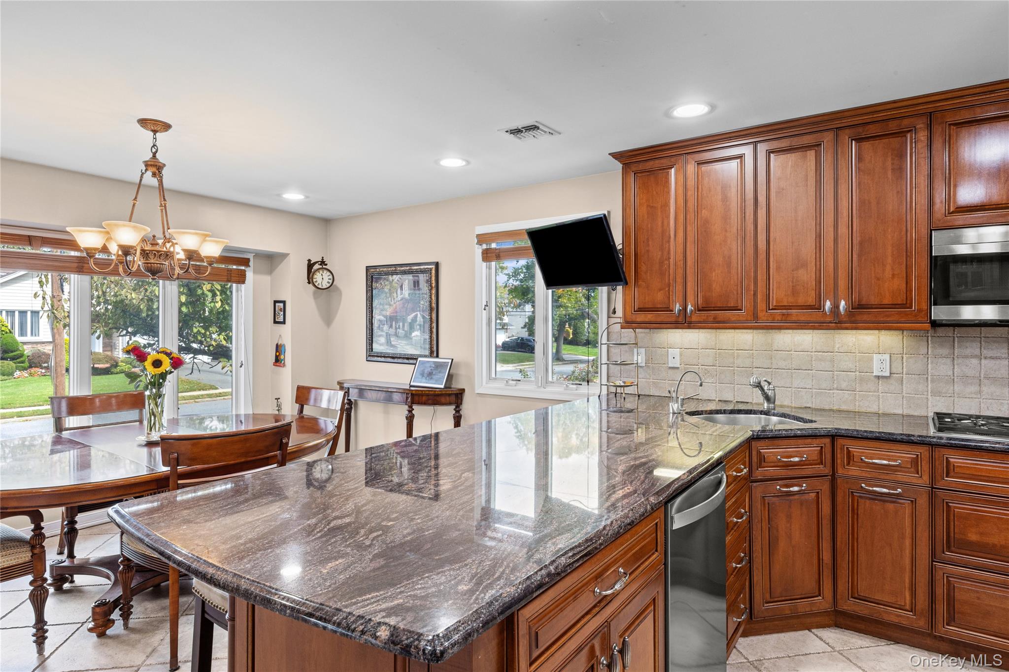2056 Ellen Drive – For Sale photo 23